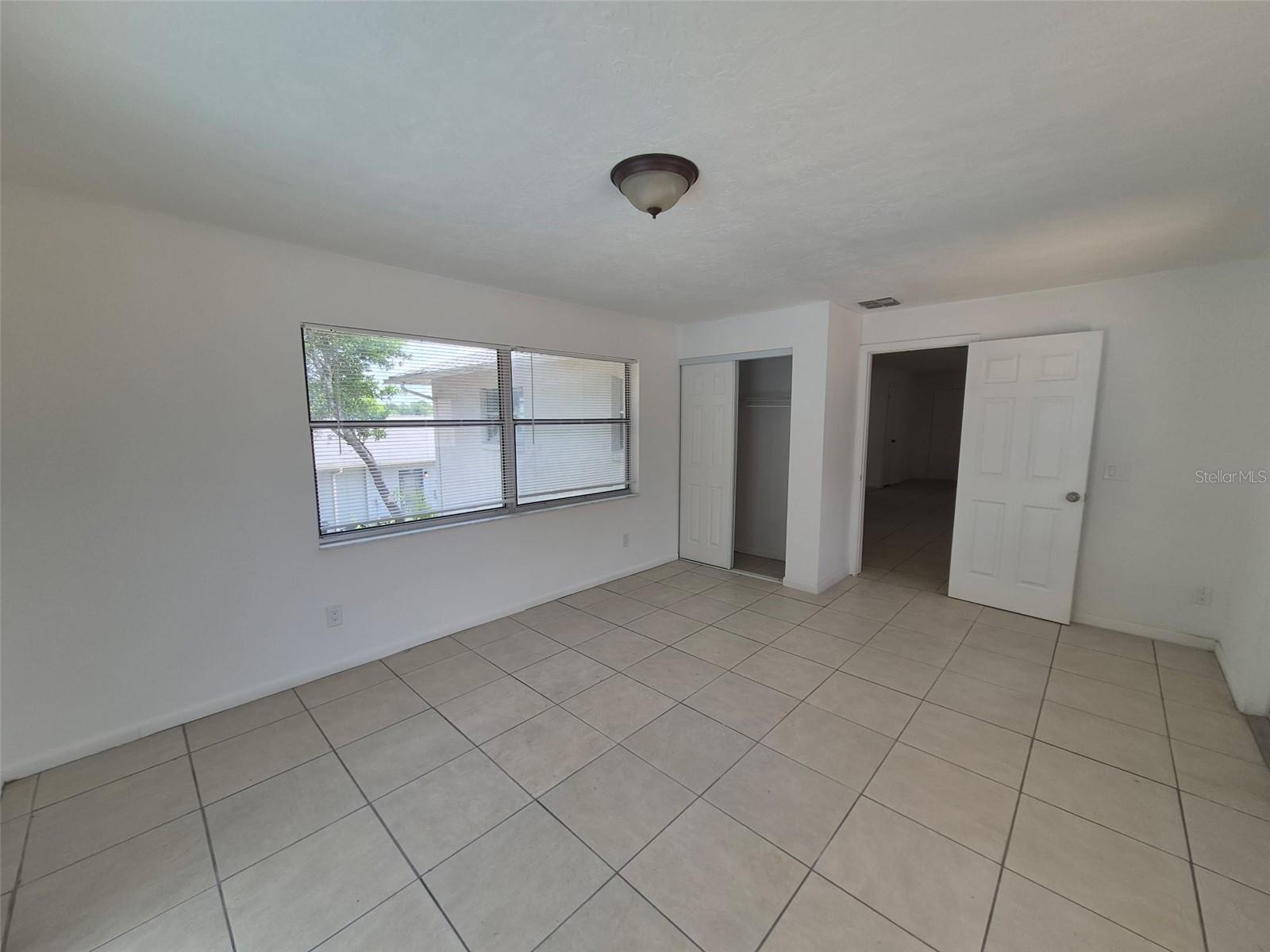 BEVERLY HILLS UNIT 08 PH 01 - Residential