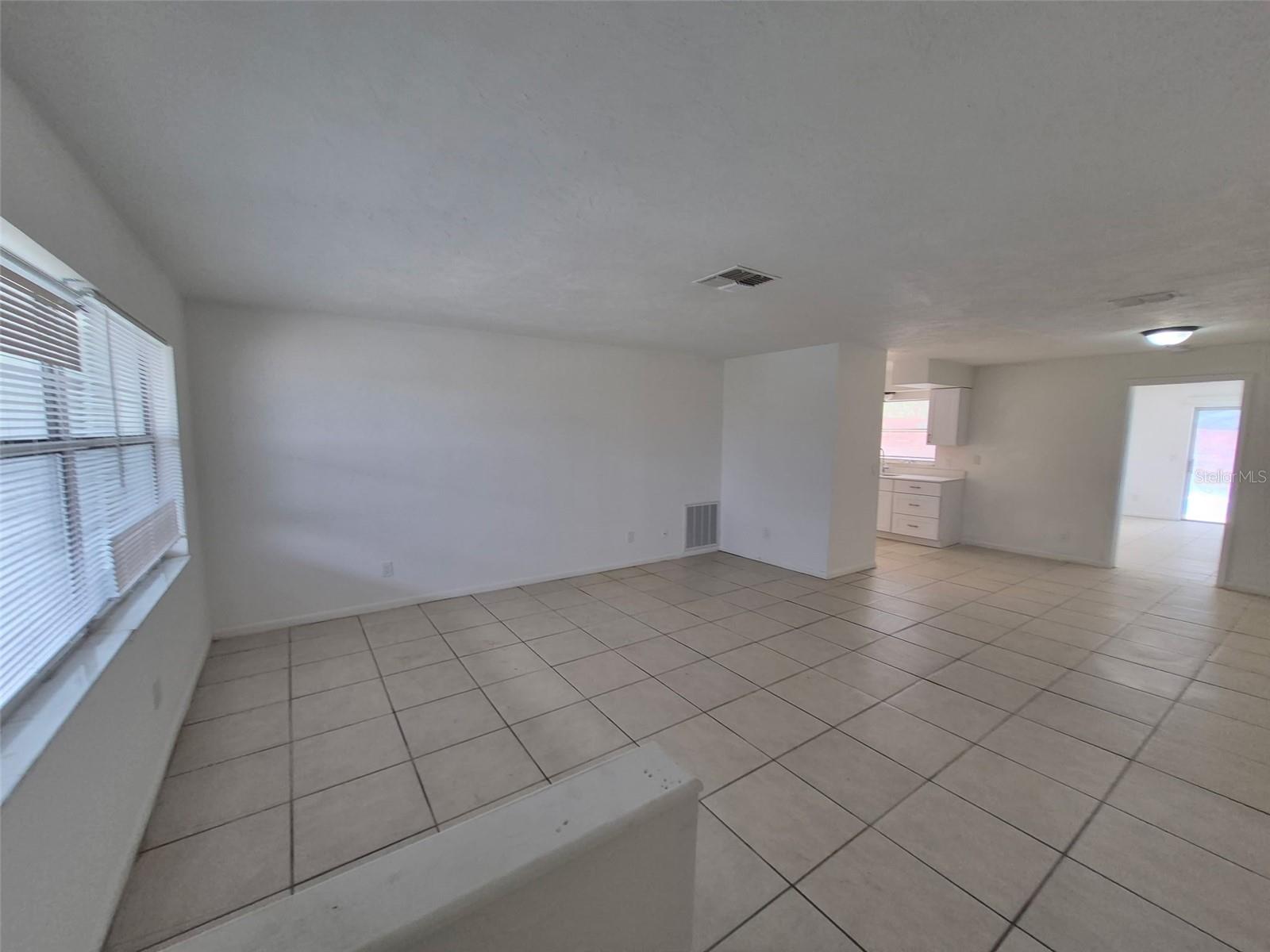 BEVERLY HILLS UNIT 08 PH 01 - Residential