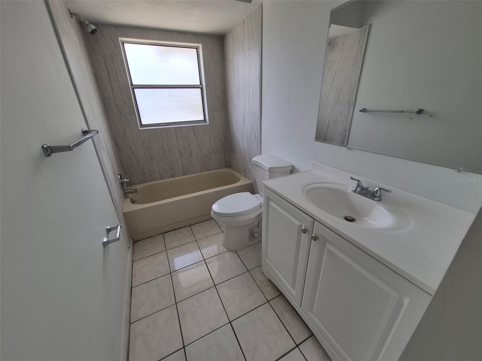 BEVERLY HILLS UNIT 08 PH 01 - Residential