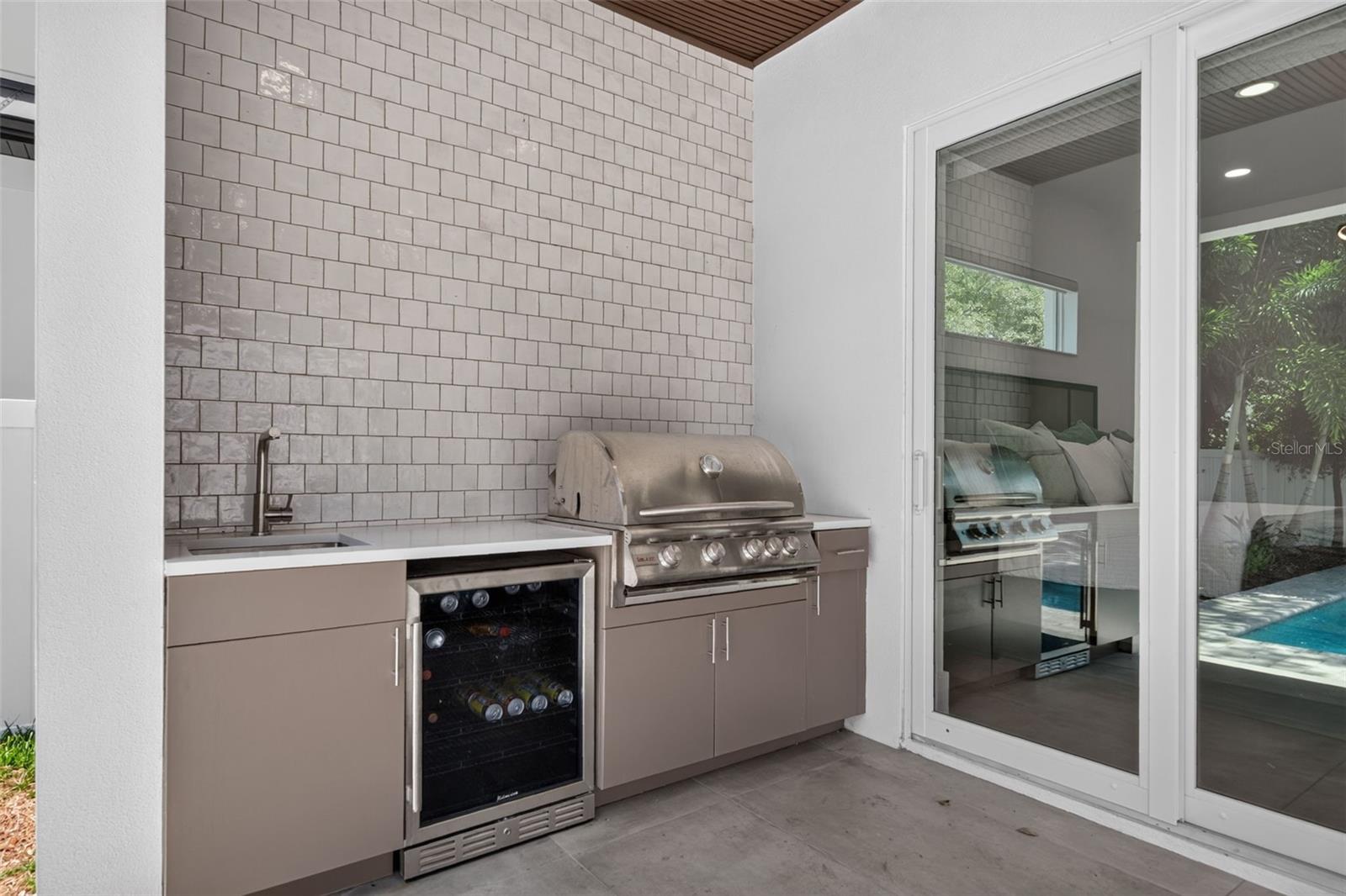 RUSTIC LODGE - Residential