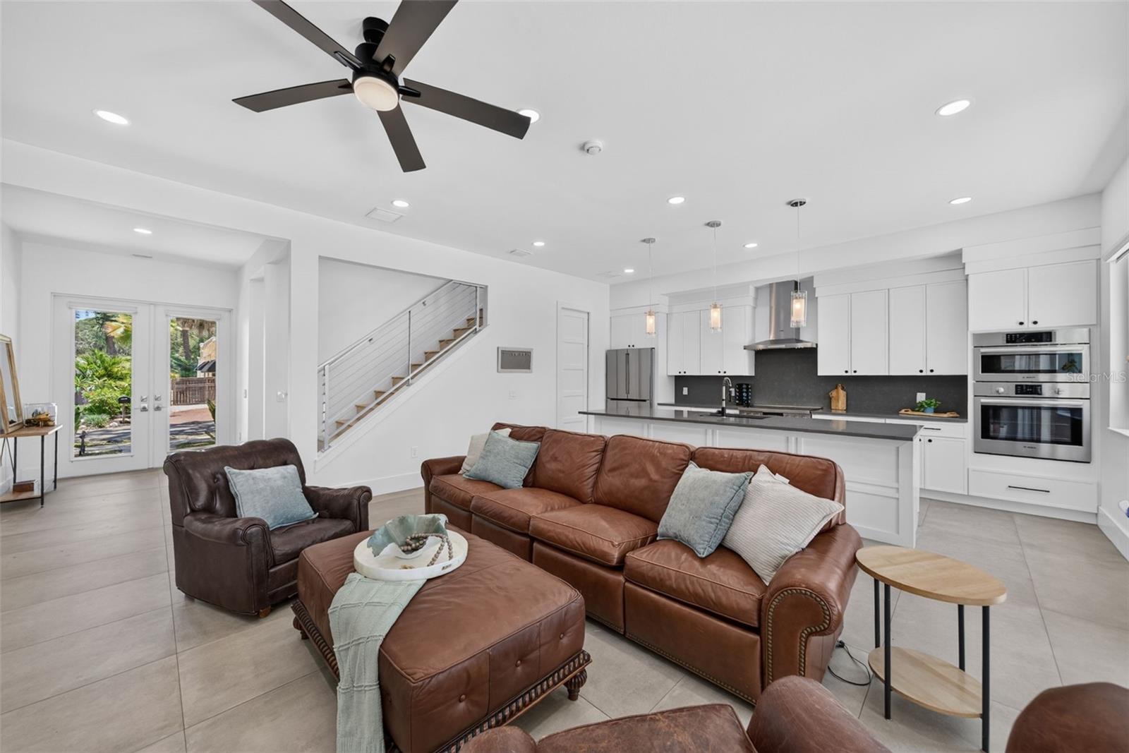 RUSTIC LODGE - Residential