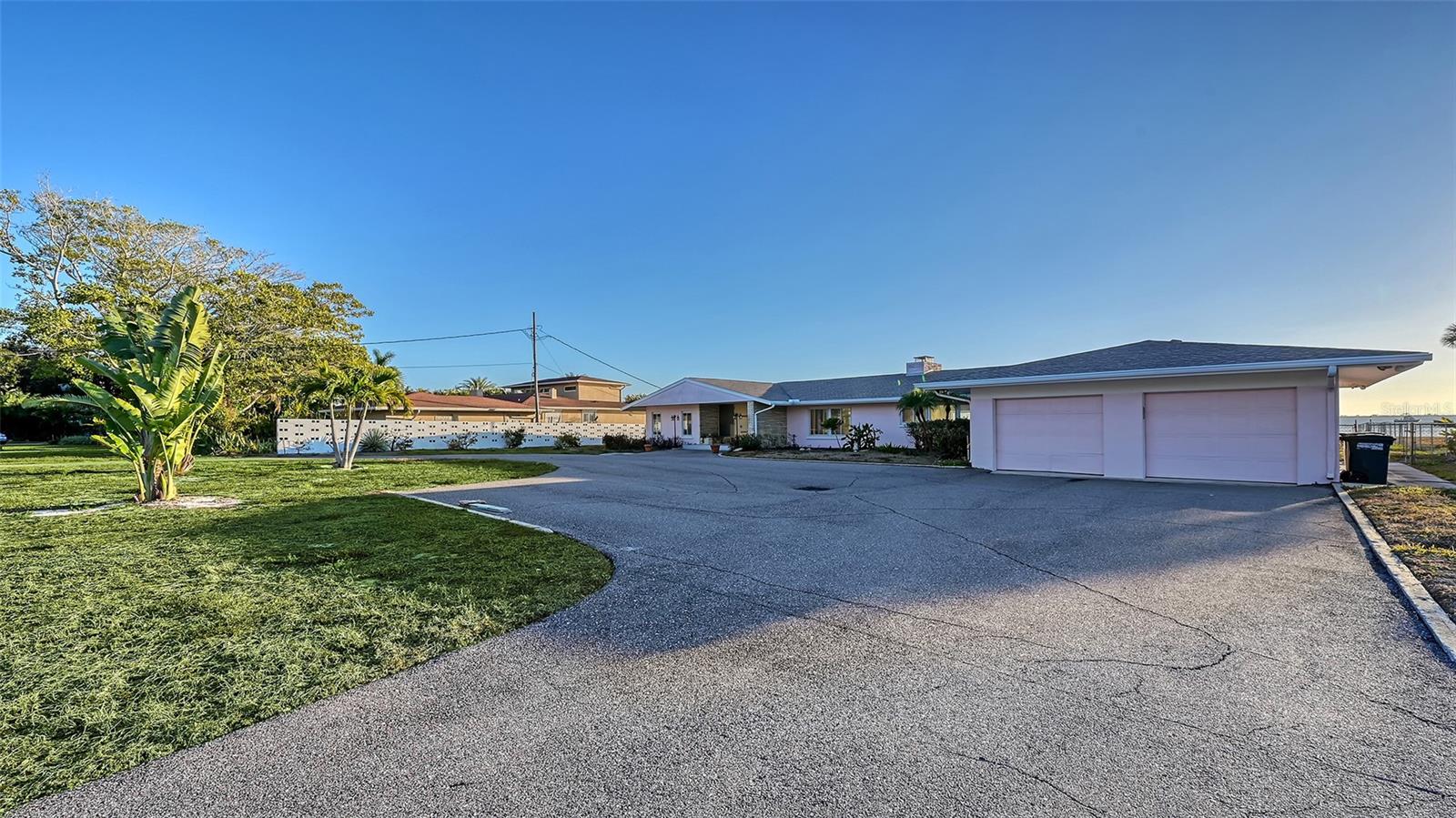 WHITFIELD ESTATES BLKS 14-23 & 26 - Residential
