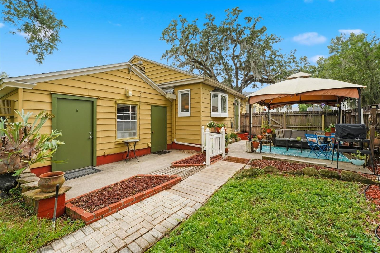 COLONIALTOWN SOUTH - Residential