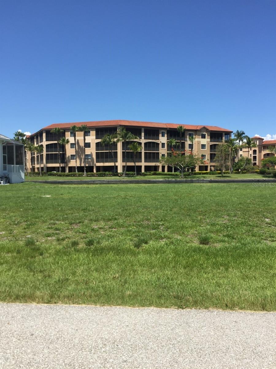 PUNTA GORDA ISLES SEC 24 - Land