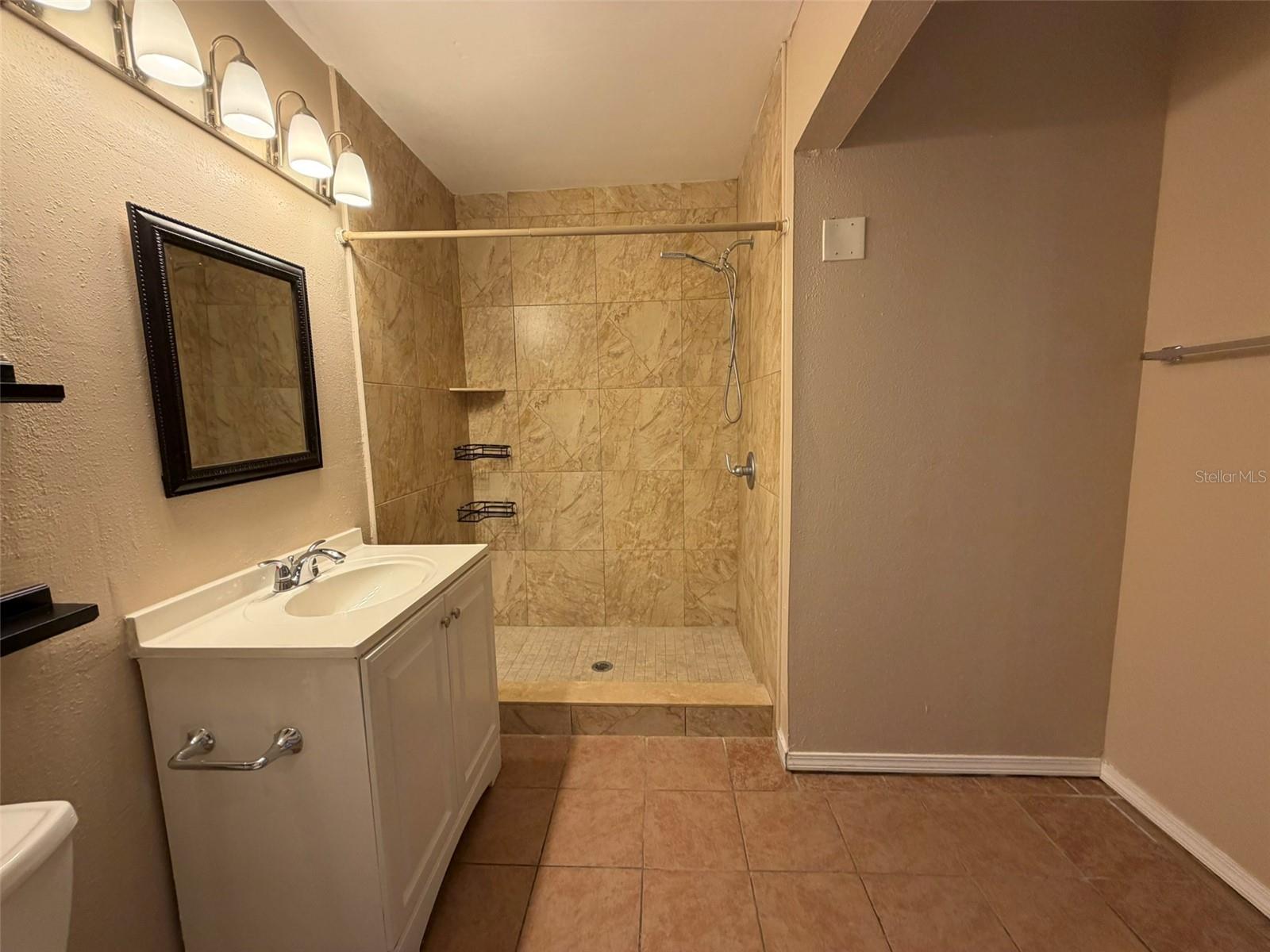 QUAIL HOLLOW AT RIO PINAR - Residential