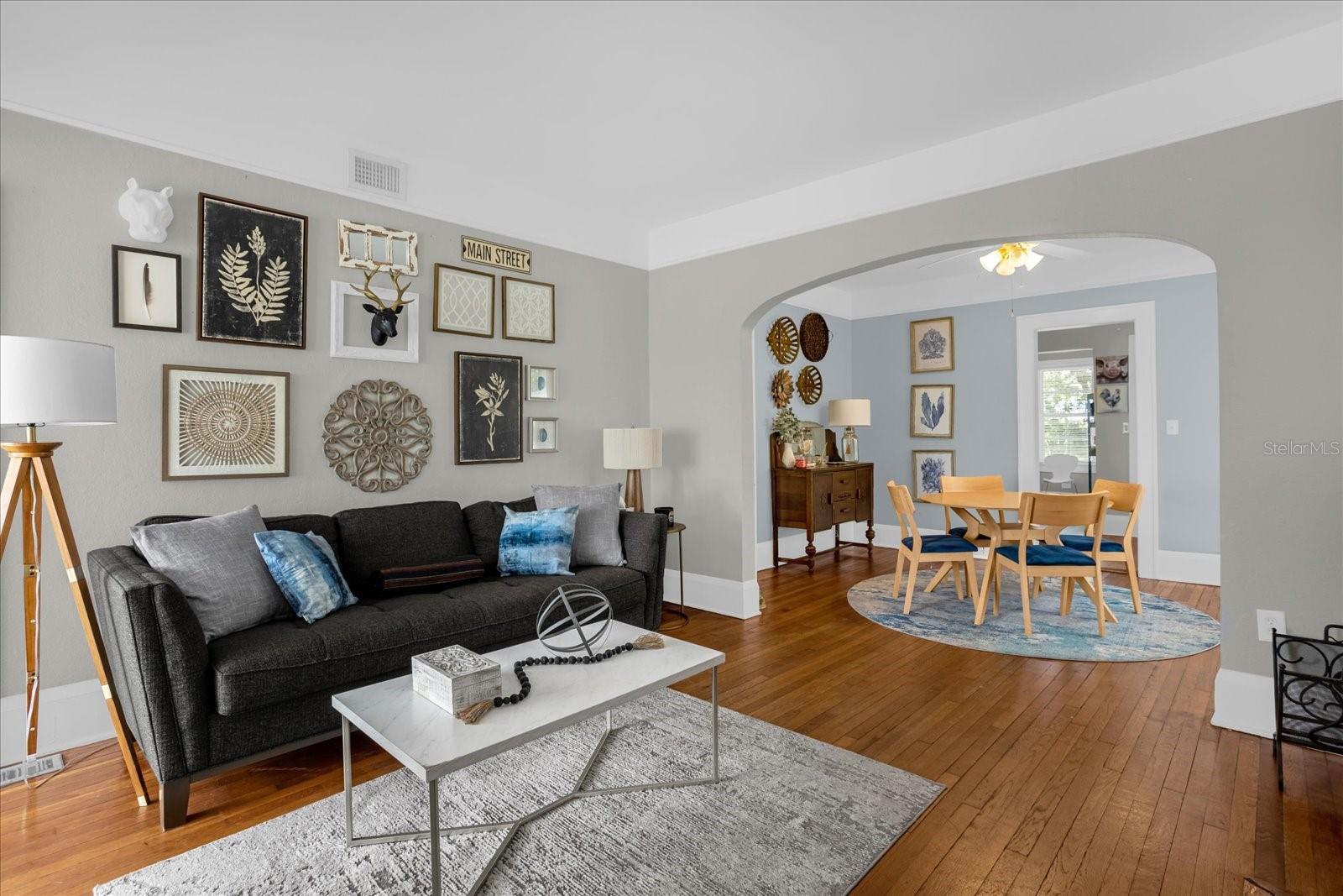 ARLINGTON HEIGHTS - Residential Lease