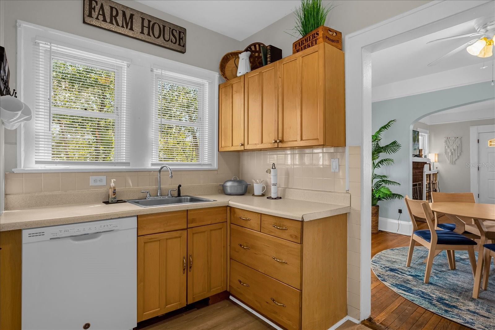 ARLINGTON HEIGHTS - Residential Lease