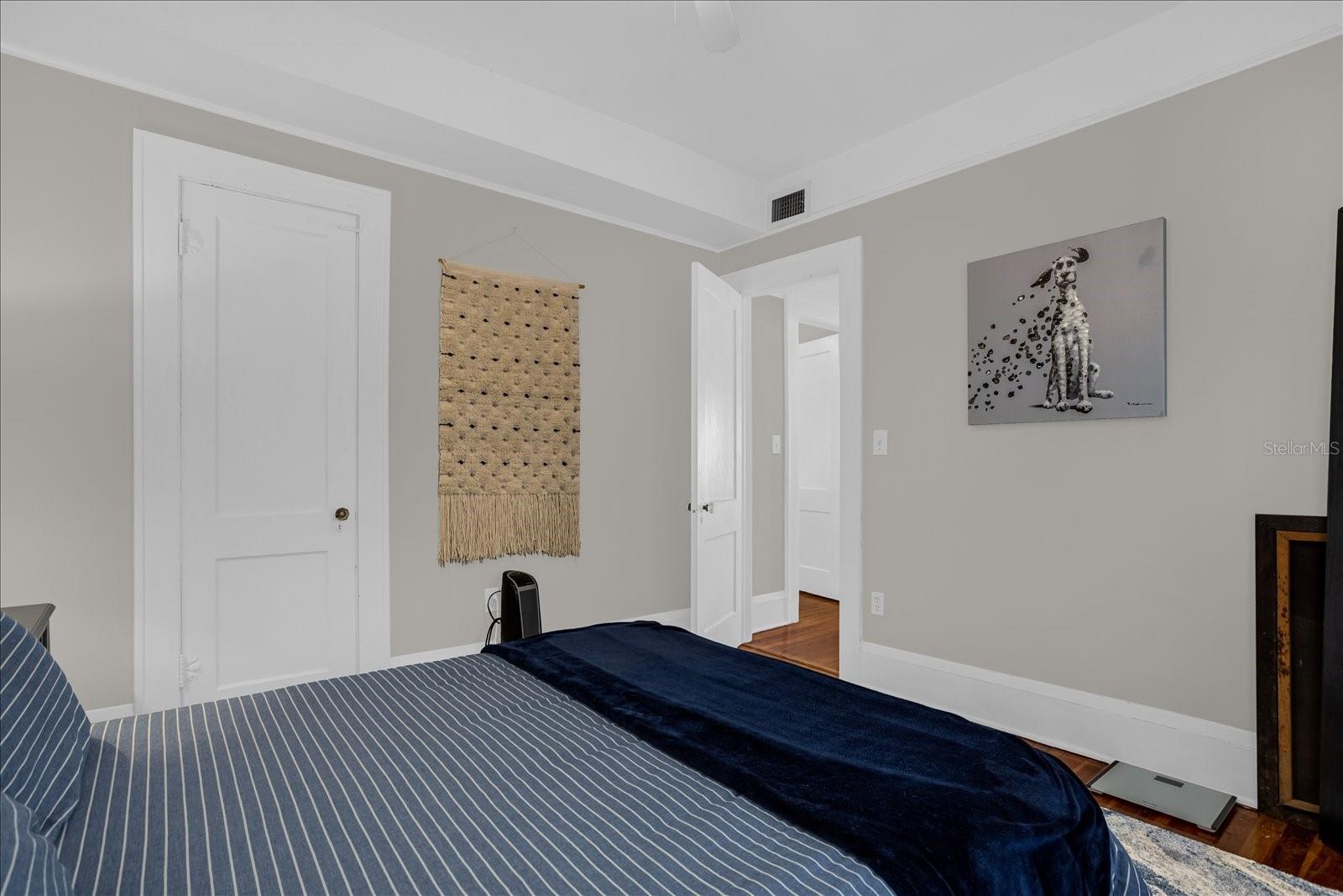 ARLINGTON HEIGHTS - Residential Lease