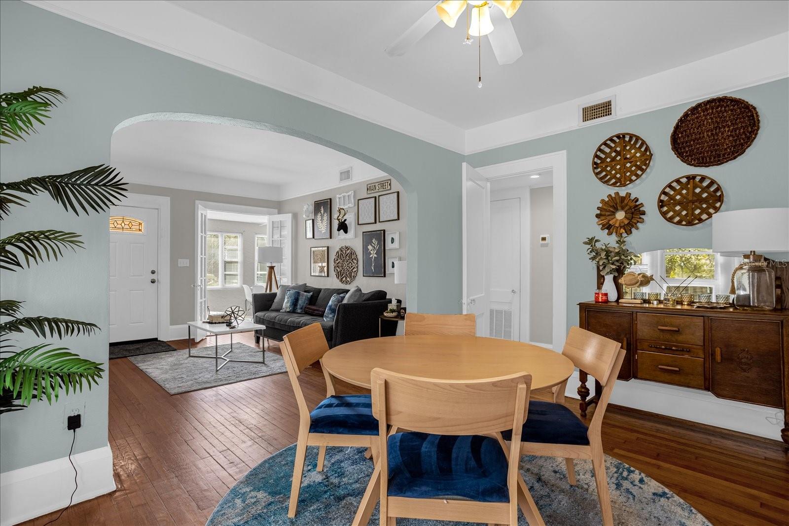 ARLINGTON HEIGHTS - Residential Lease