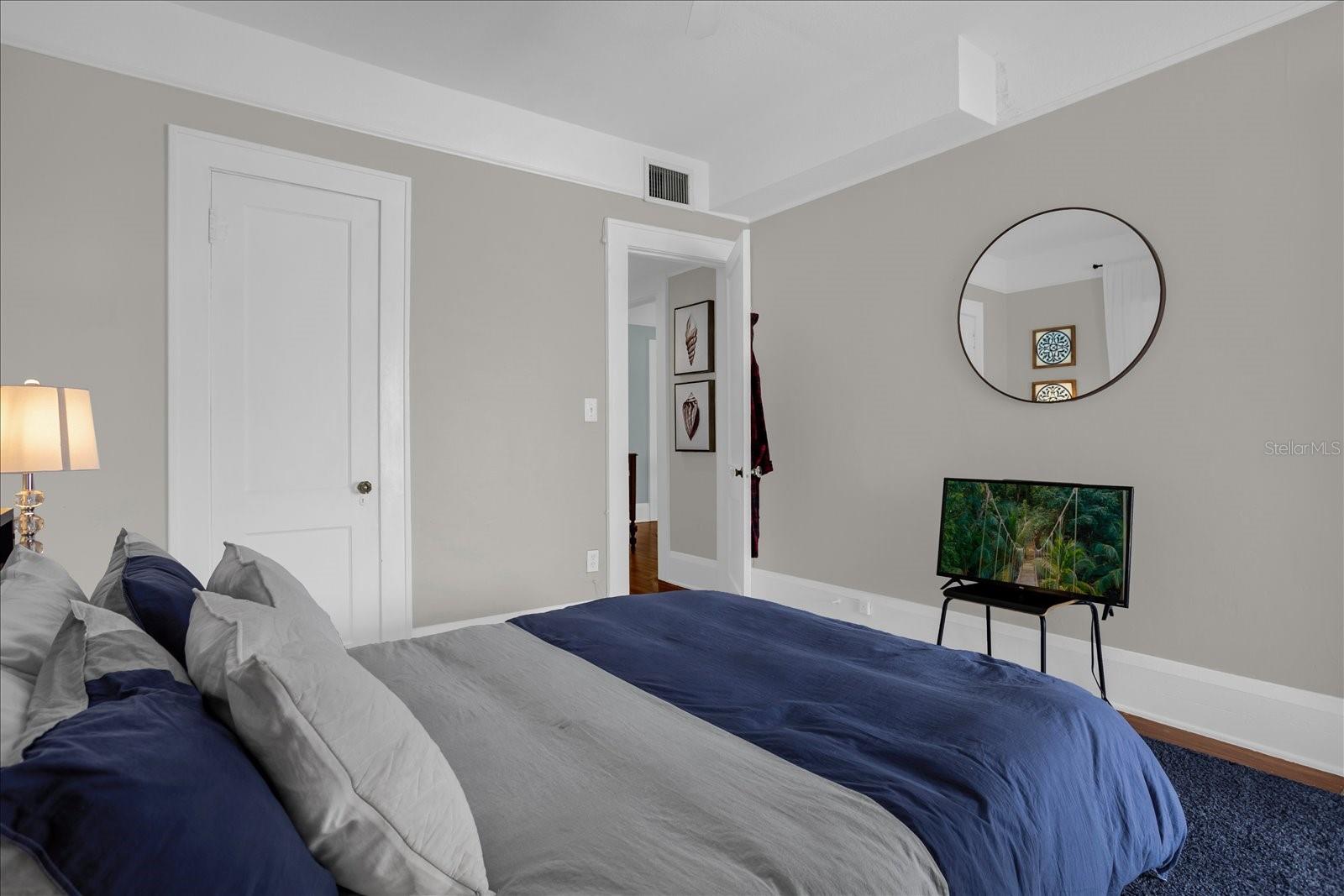 ARLINGTON HEIGHTS - Residential Lease