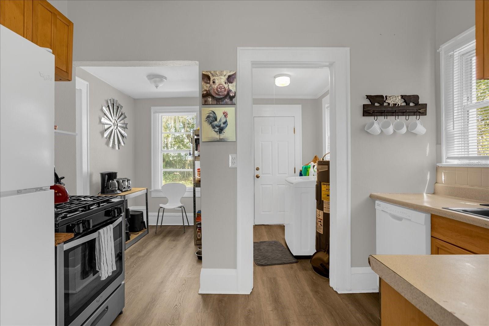 ARLINGTON HEIGHTS - Residential Lease