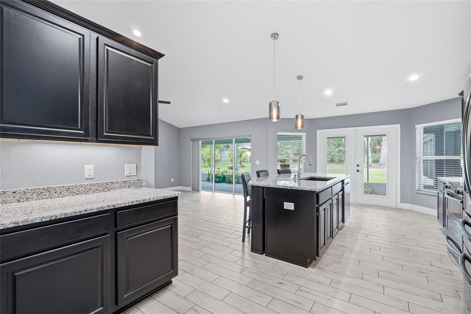 SPRING HILL - Residential