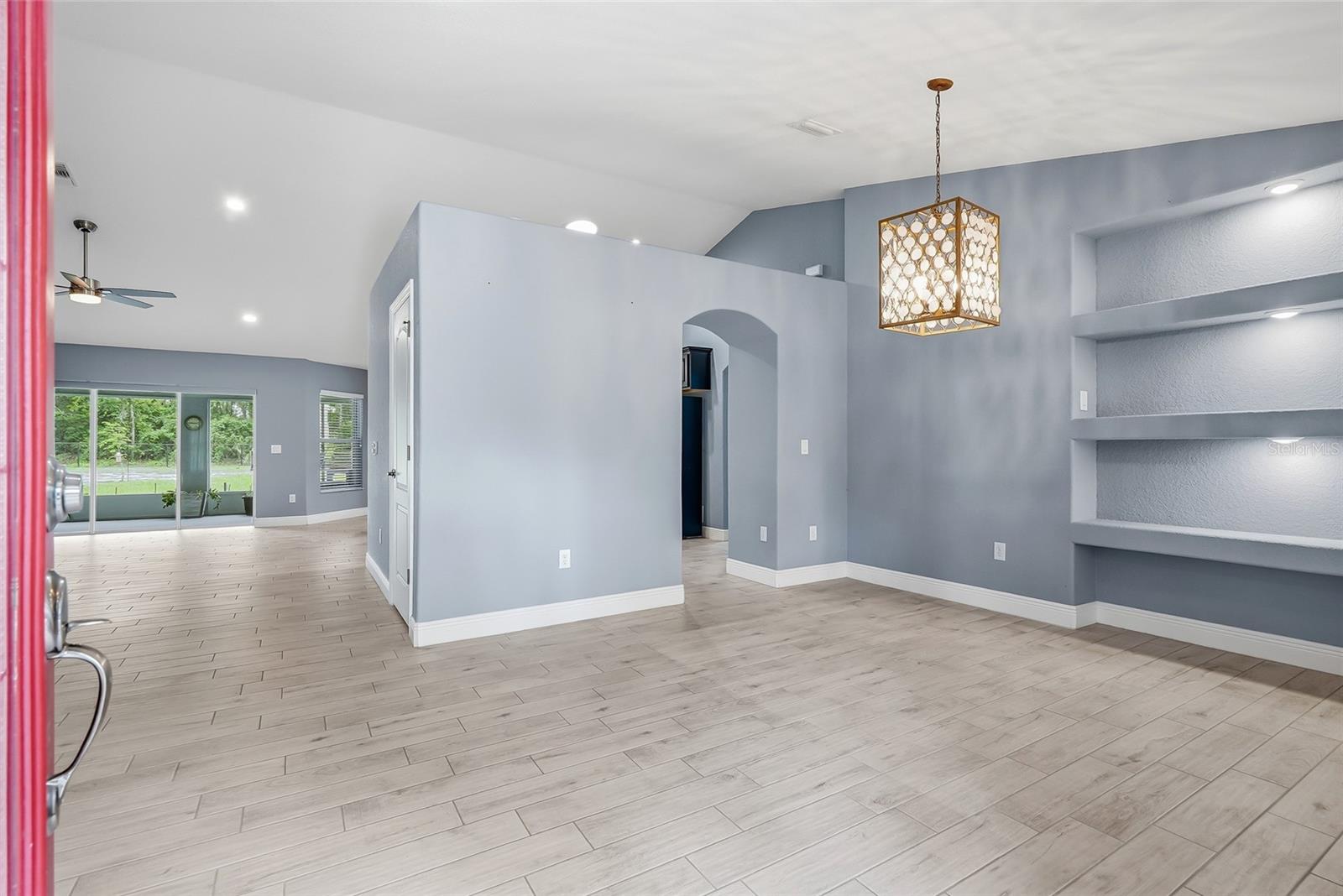 SPRING HILL - Residential