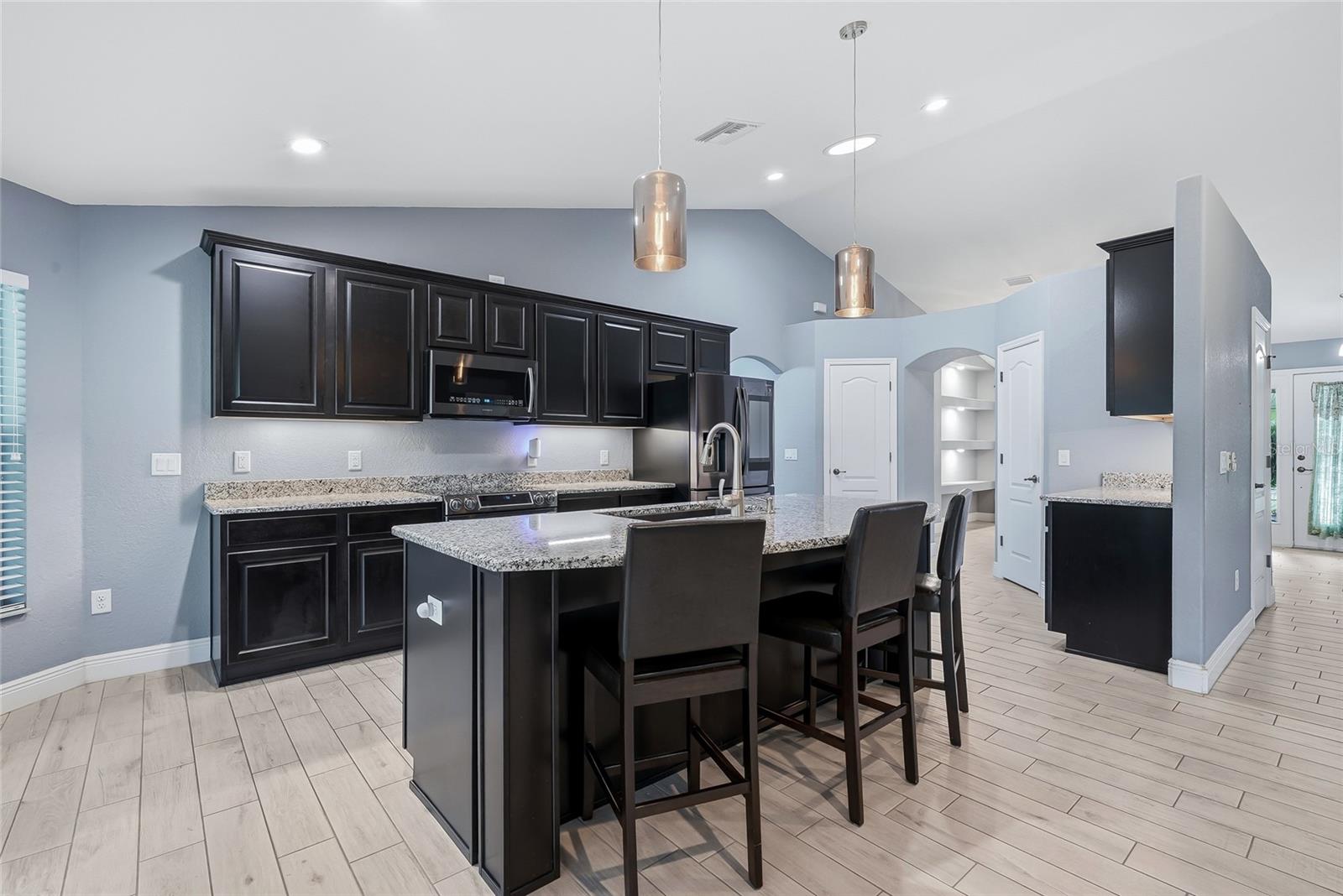 SPRING HILL - Residential