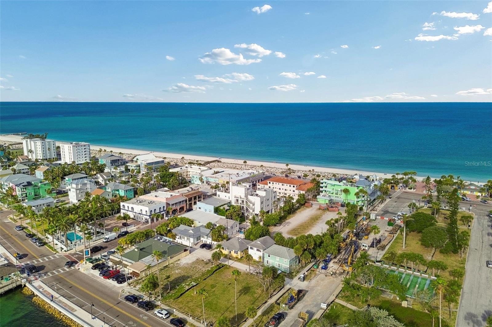 MOREY BEACH - Land