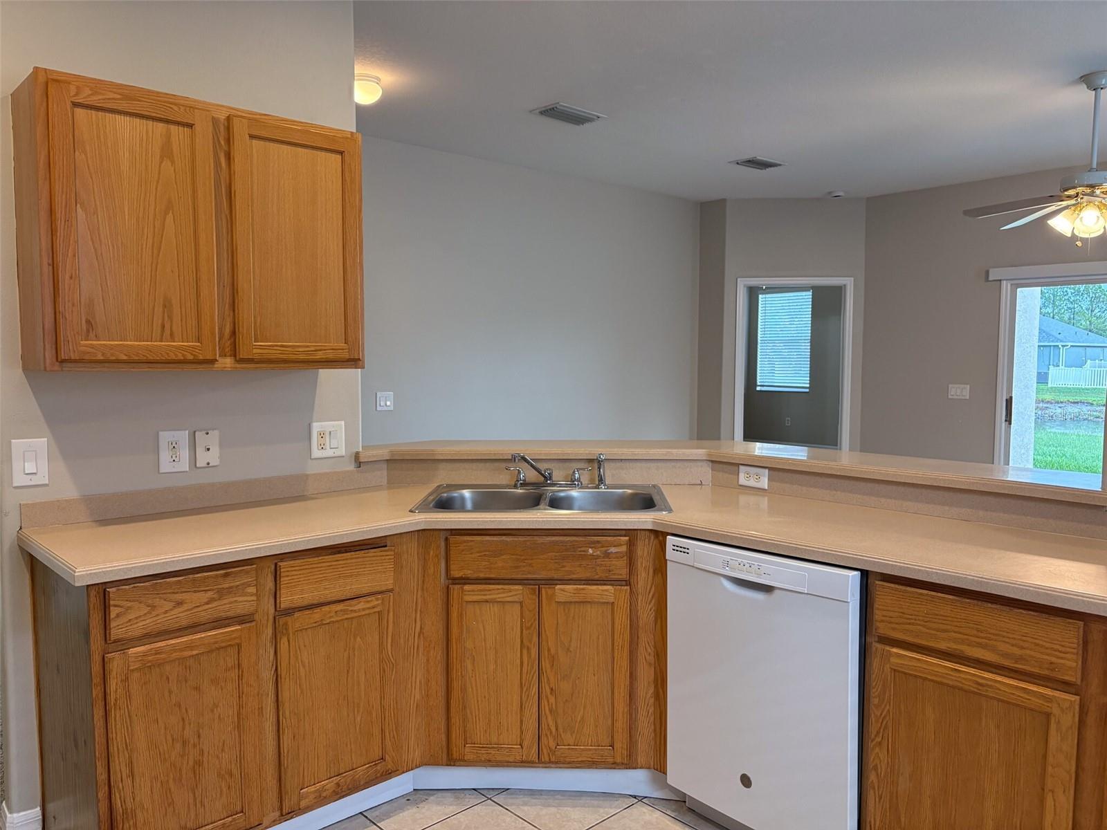 MEADOW POINTE 04 PRCL K - Residential Lease