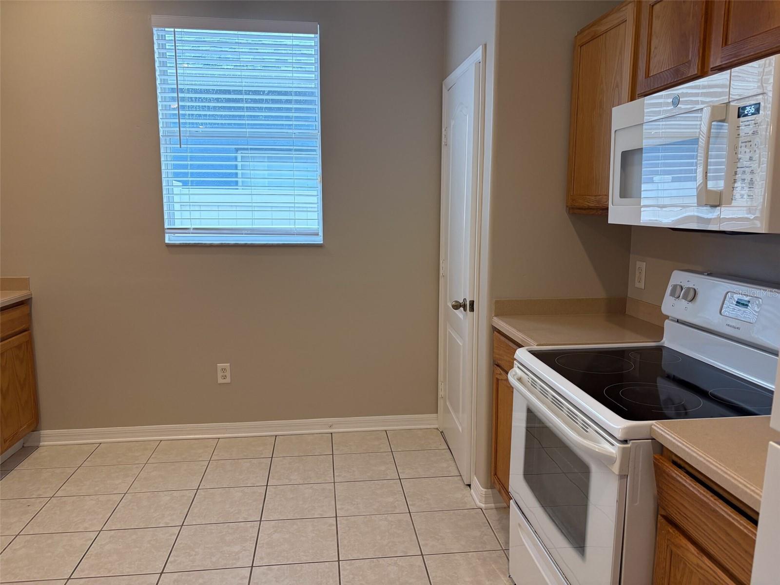 MEADOW POINTE 04 PRCL K - Residential Lease