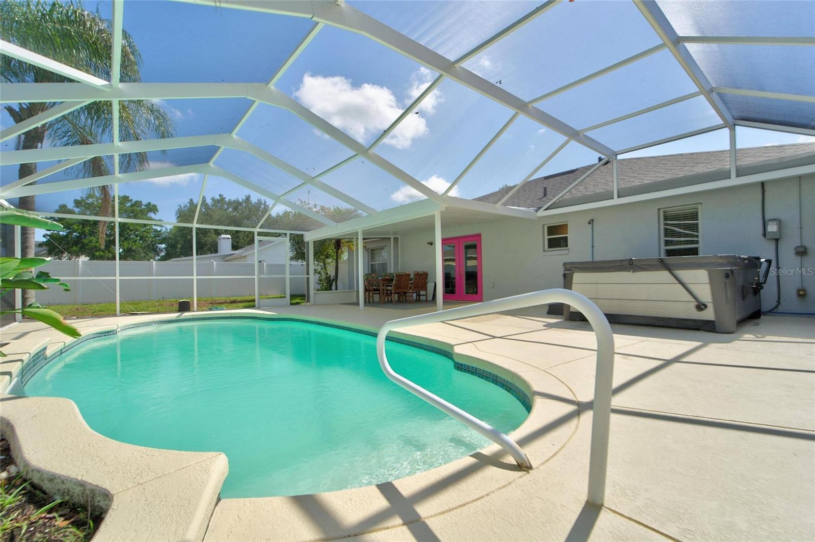 SCOTT LAKE WEST - Residential