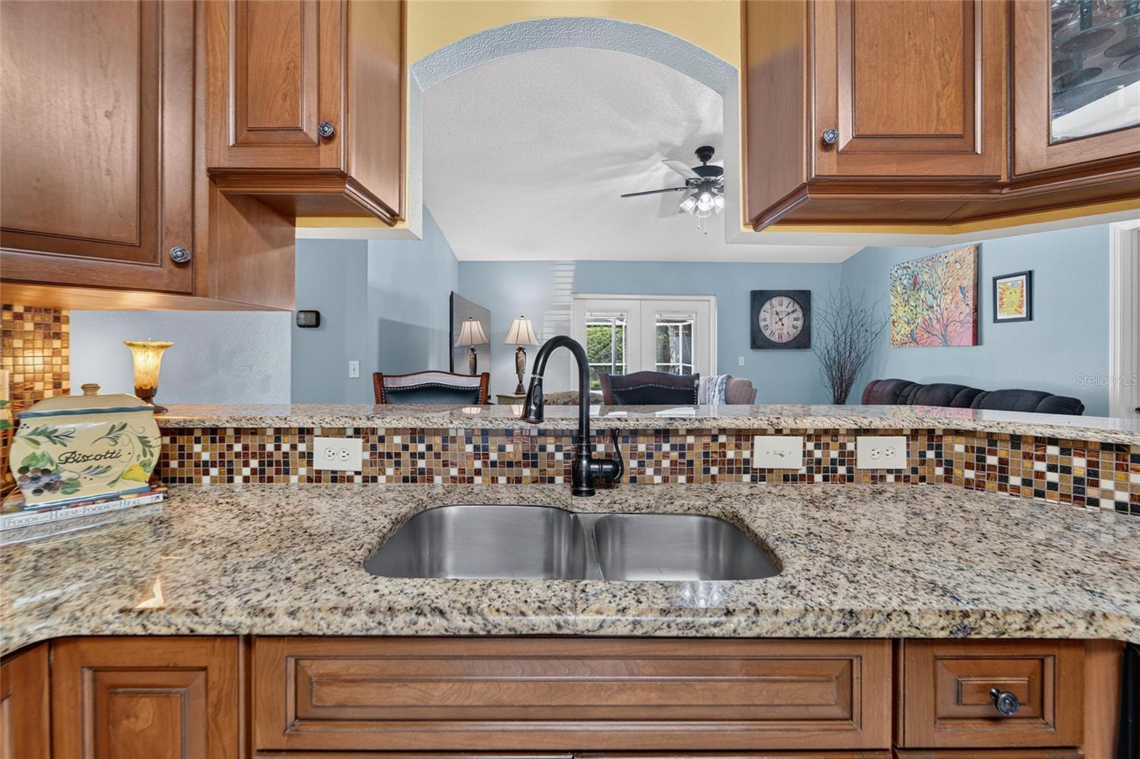 SCOTT LAKE WEST - Residential