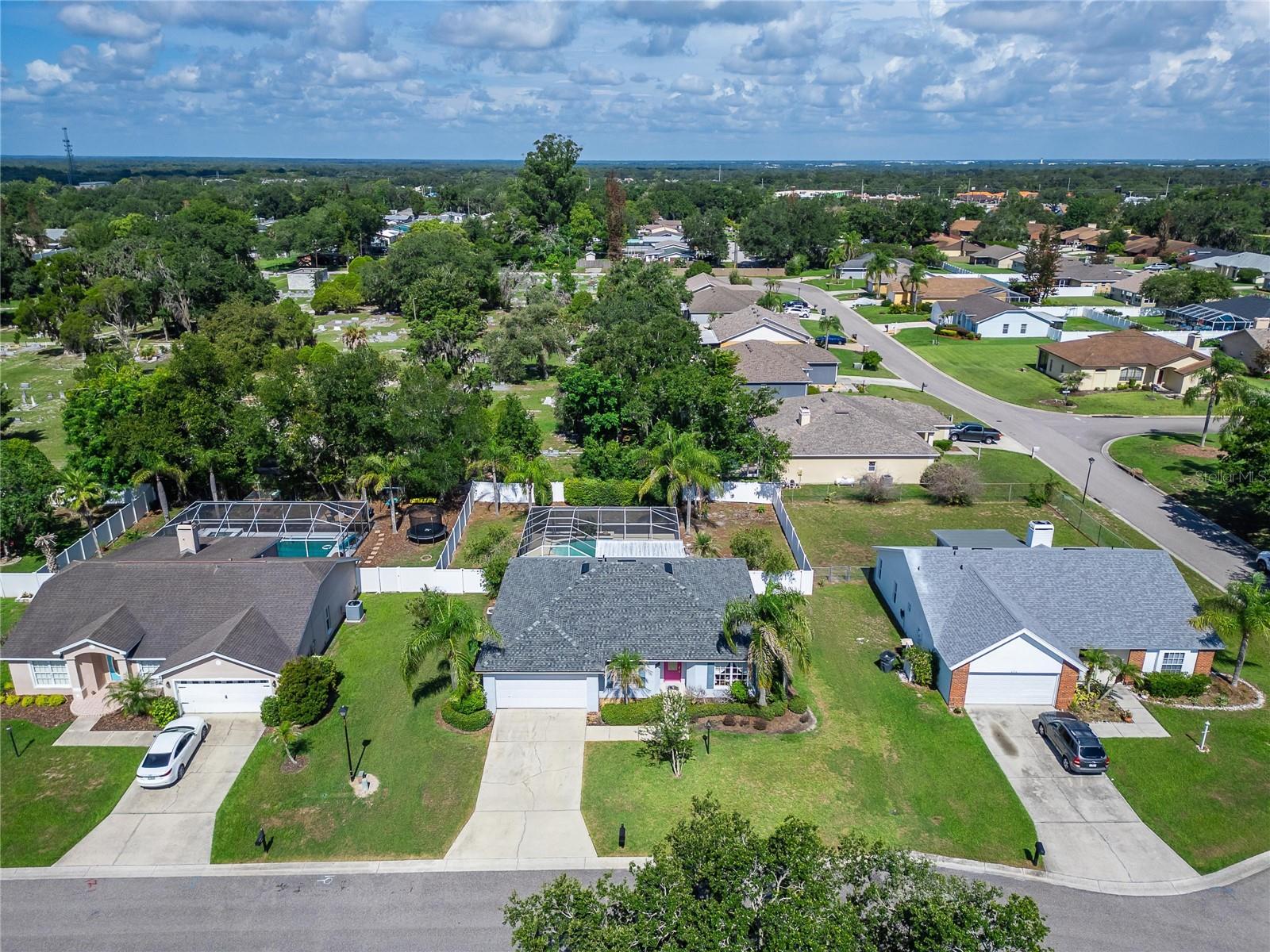 SCOTT LAKE WEST - Residential