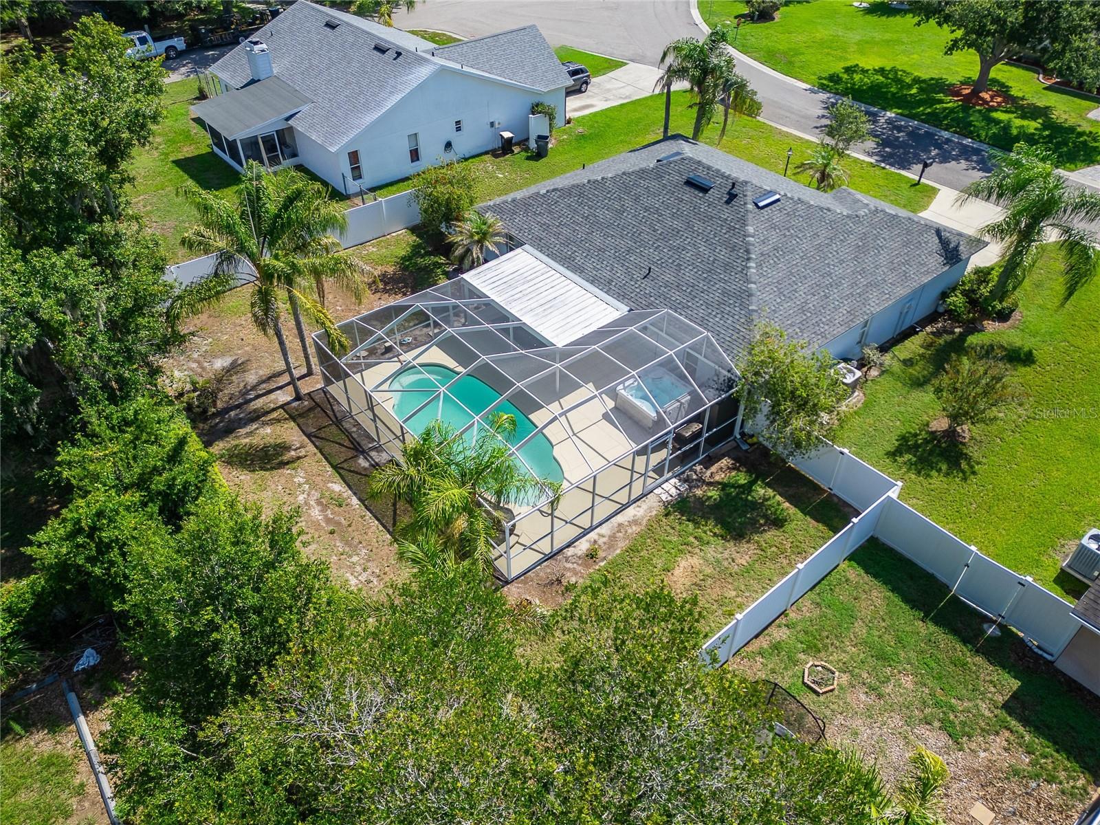 SCOTT LAKE WEST - Residential