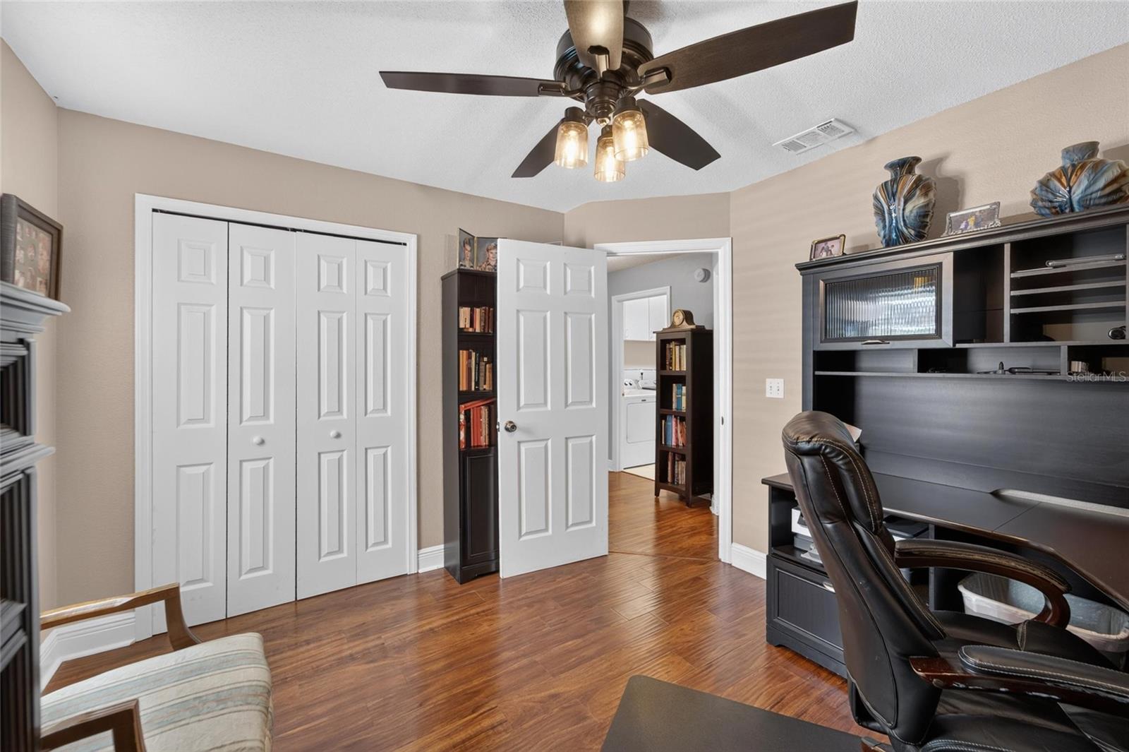 SCOTT LAKE WEST - Residential