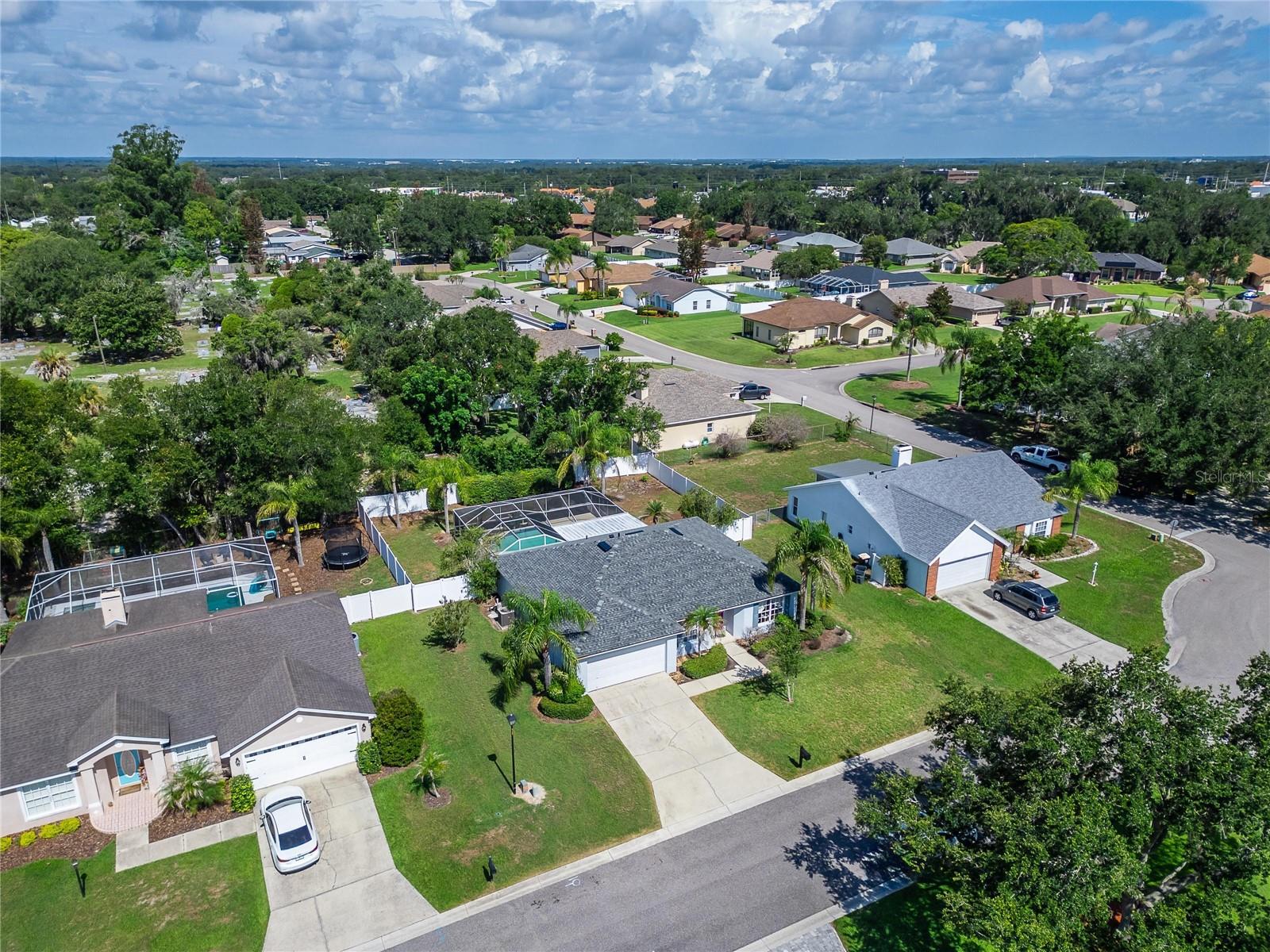 SCOTT LAKE WEST - Residential