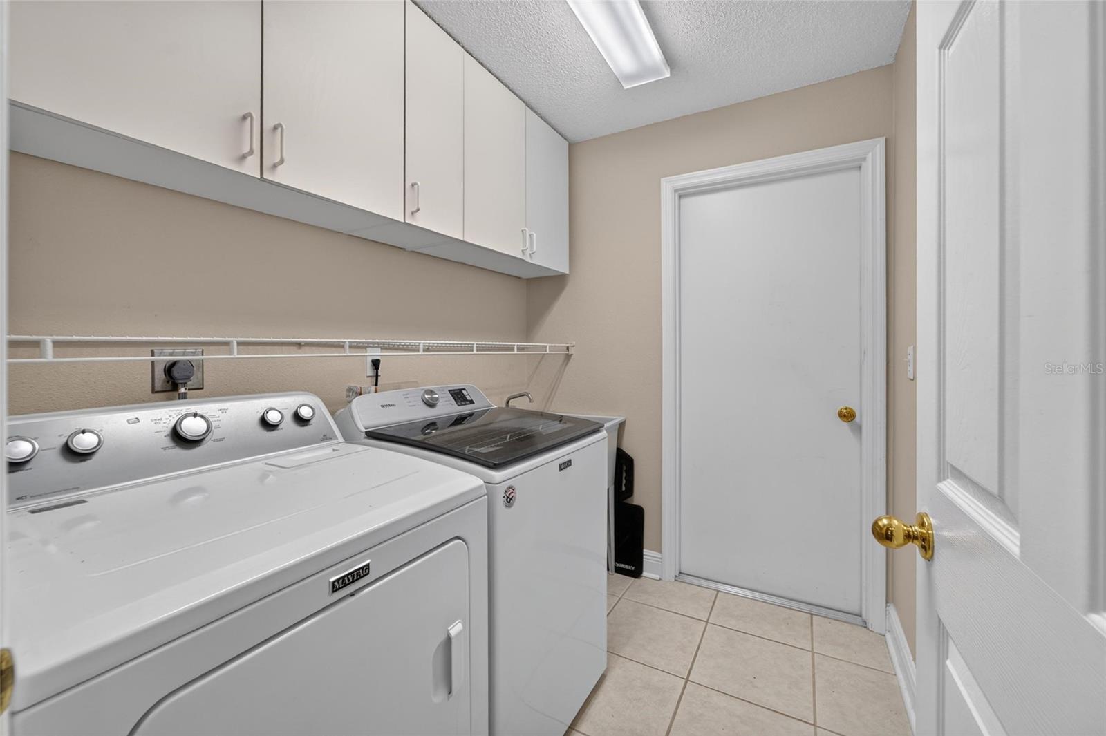 SCOTT LAKE WEST - Residential