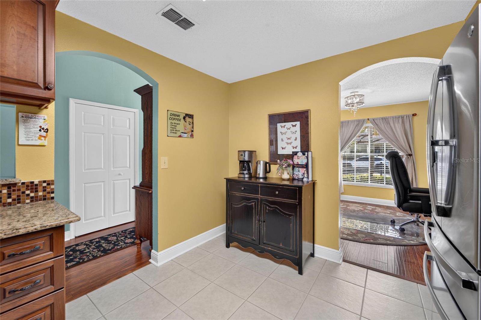 SCOTT LAKE WEST - Residential
