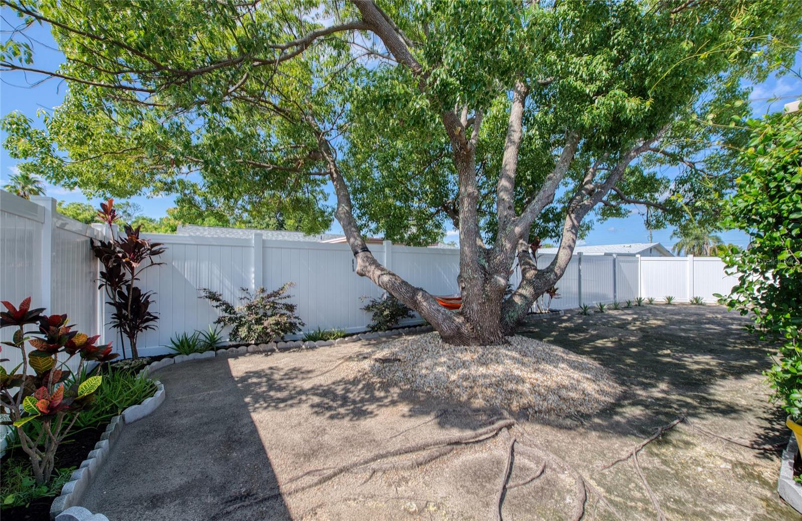 TANGLEWOOD TERRACE - Residential