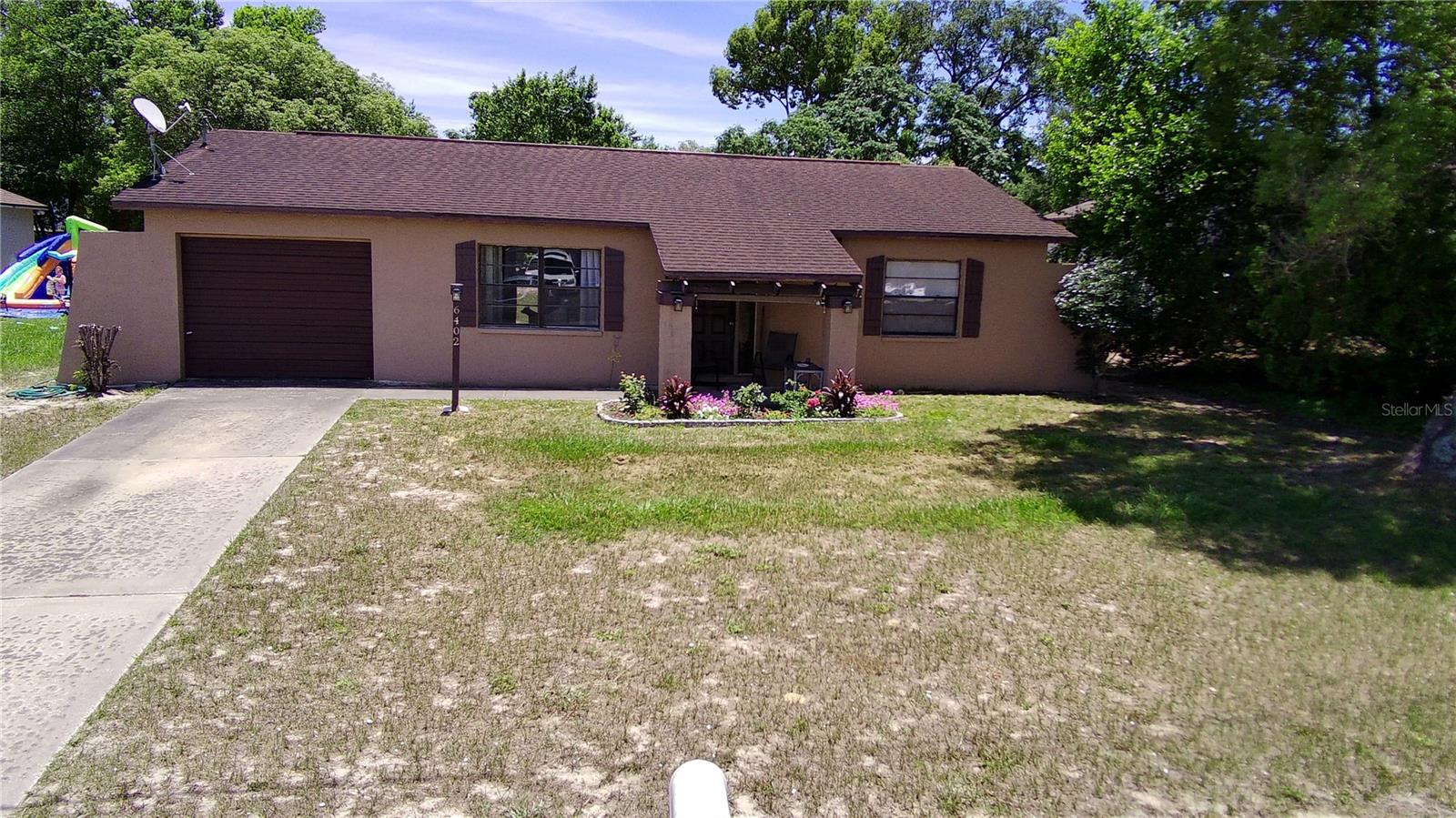 SPRING HILL - Residential