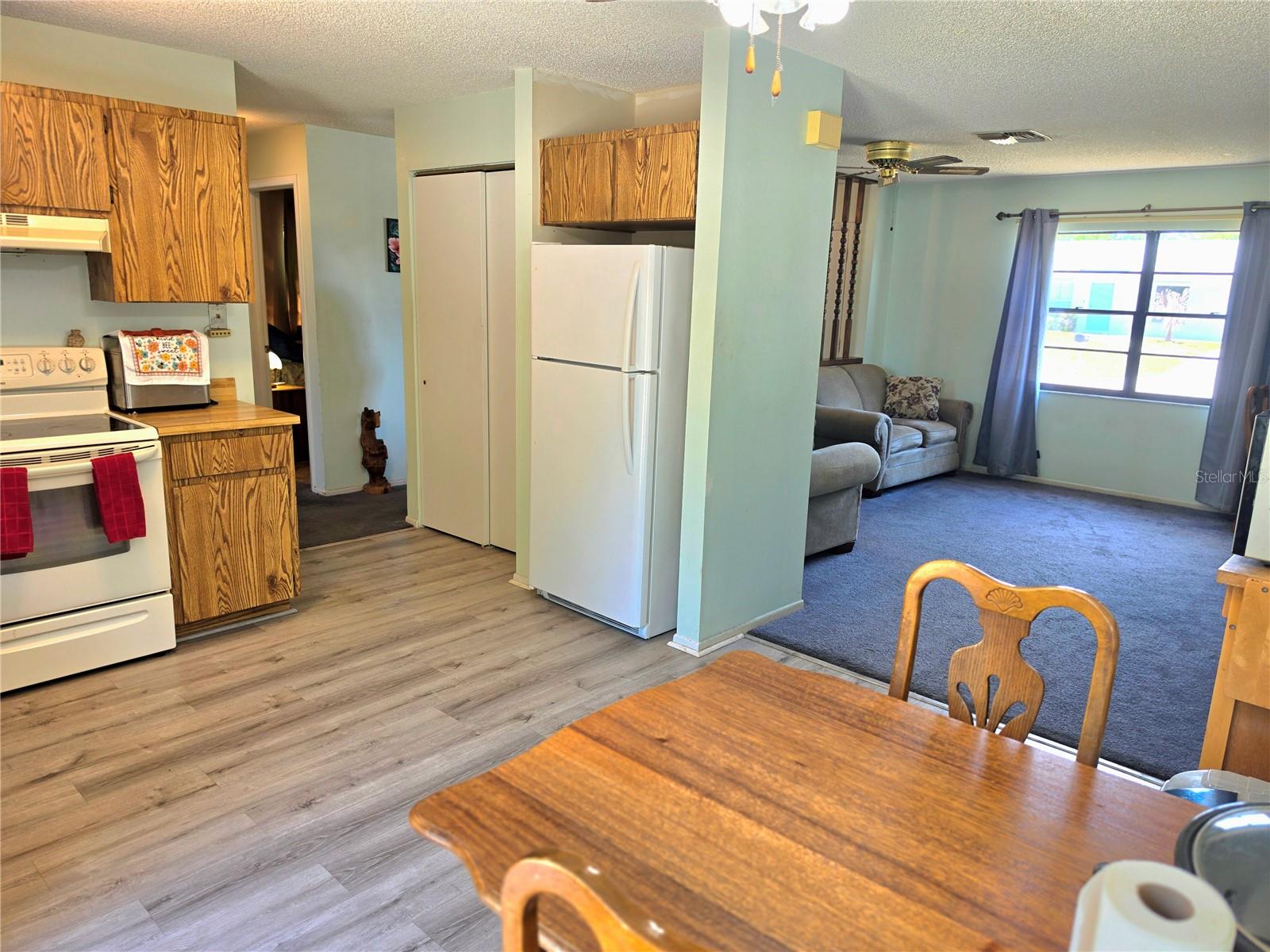 SPRING HILL - Residential