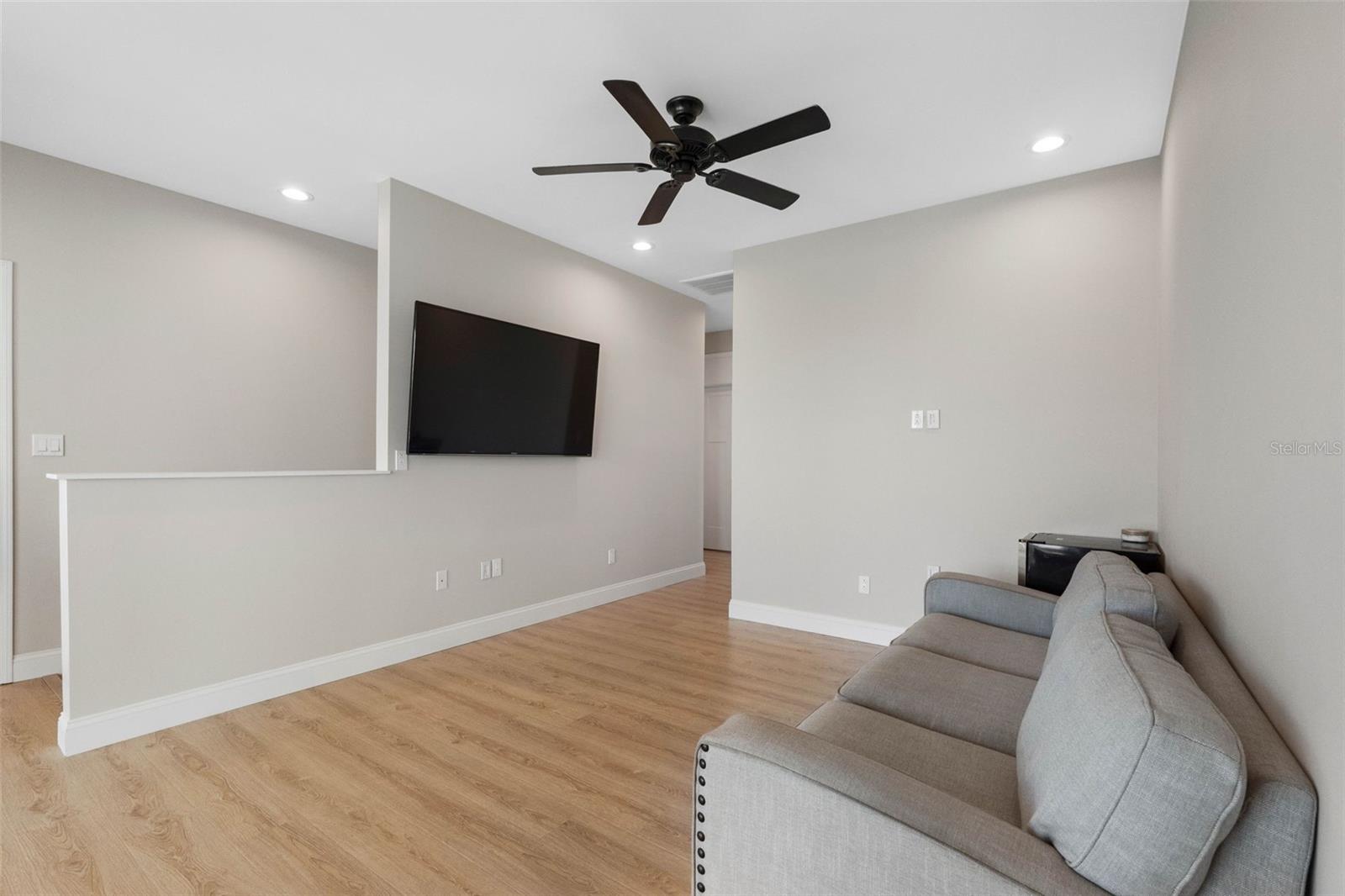 LONE PALM BEACH 3RD ADD - Residential