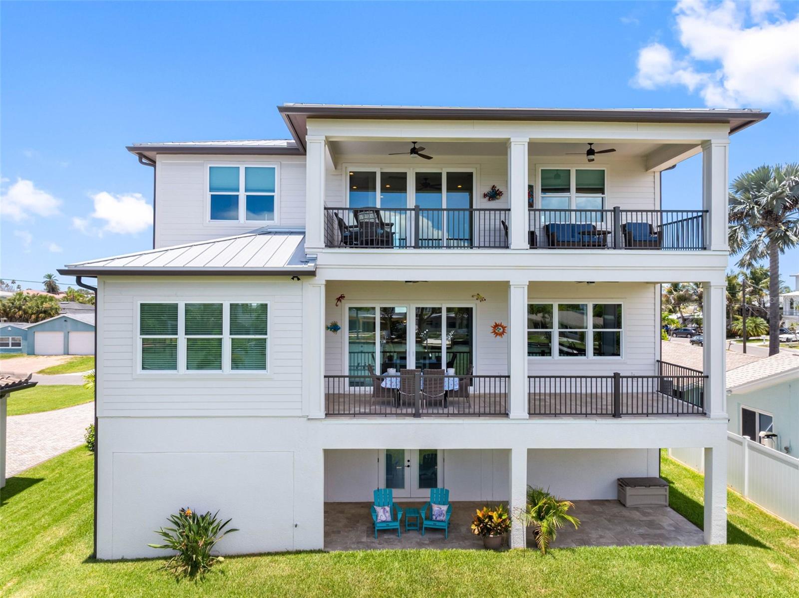 LONE PALM BEACH 3RD ADD - Residential