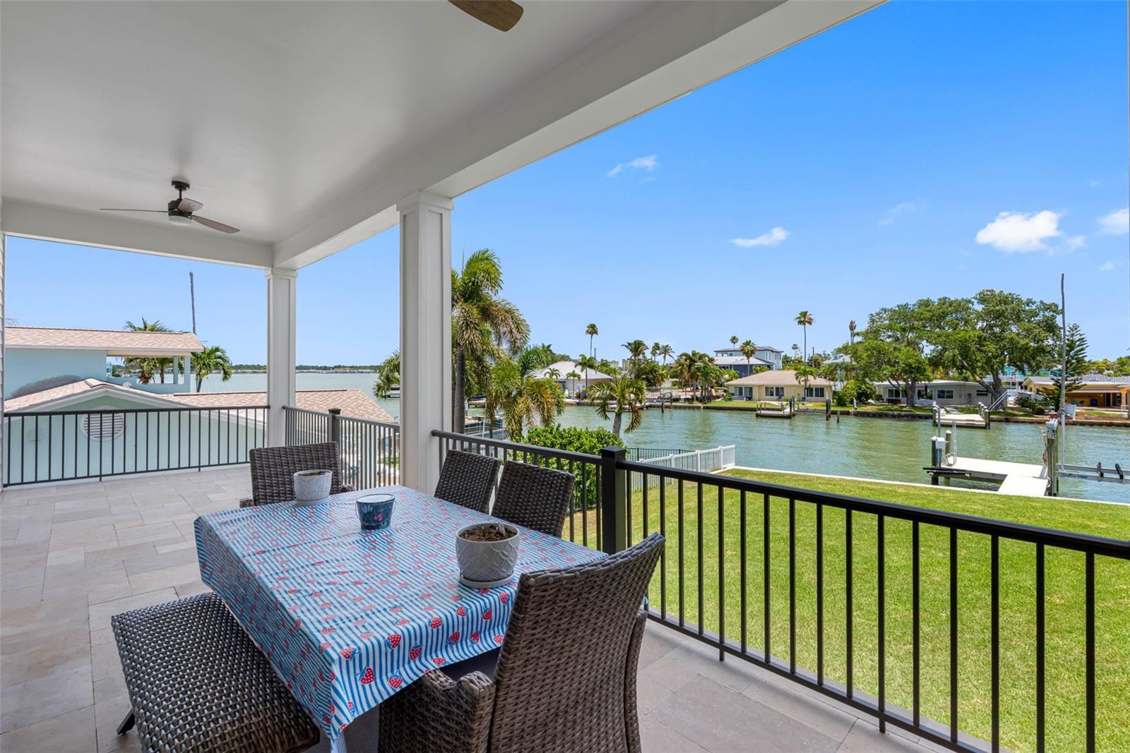 LONE PALM BEACH 3RD ADD - Residential