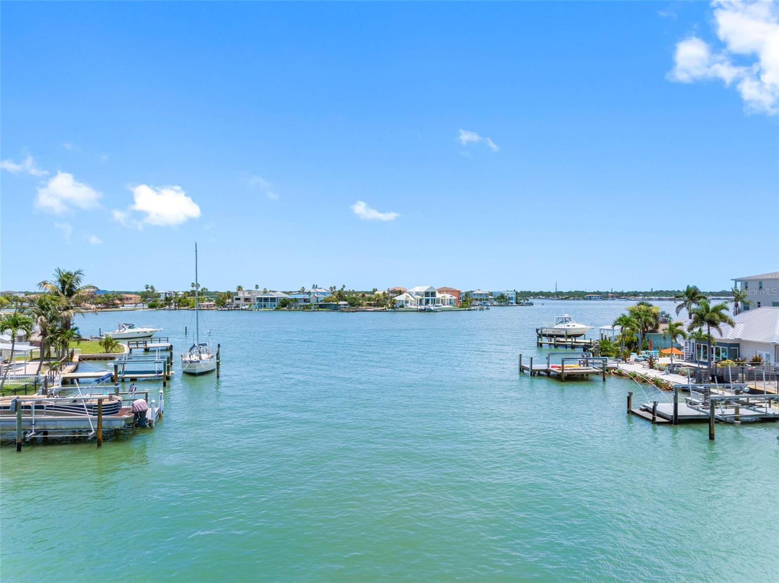 LONE PALM BEACH 3RD ADD - Residential