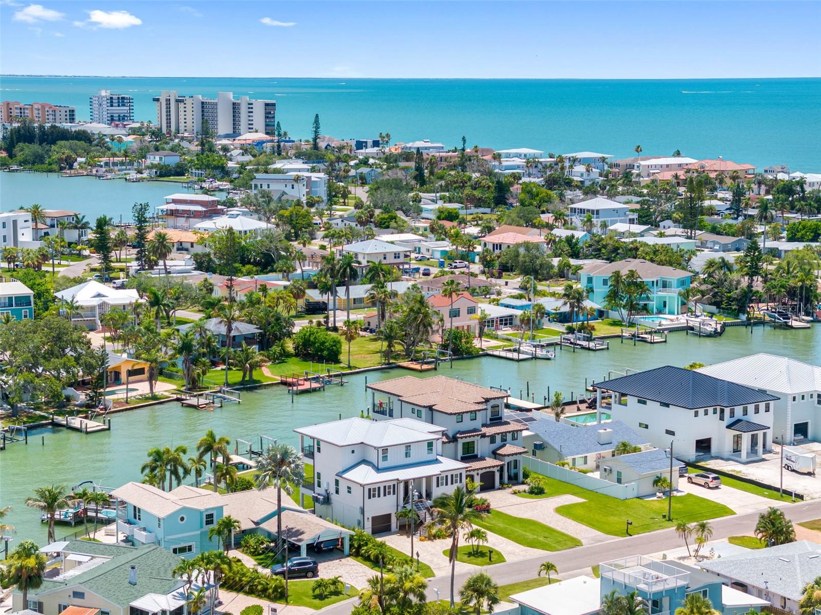 LONE PALM BEACH 3RD ADD - Residential