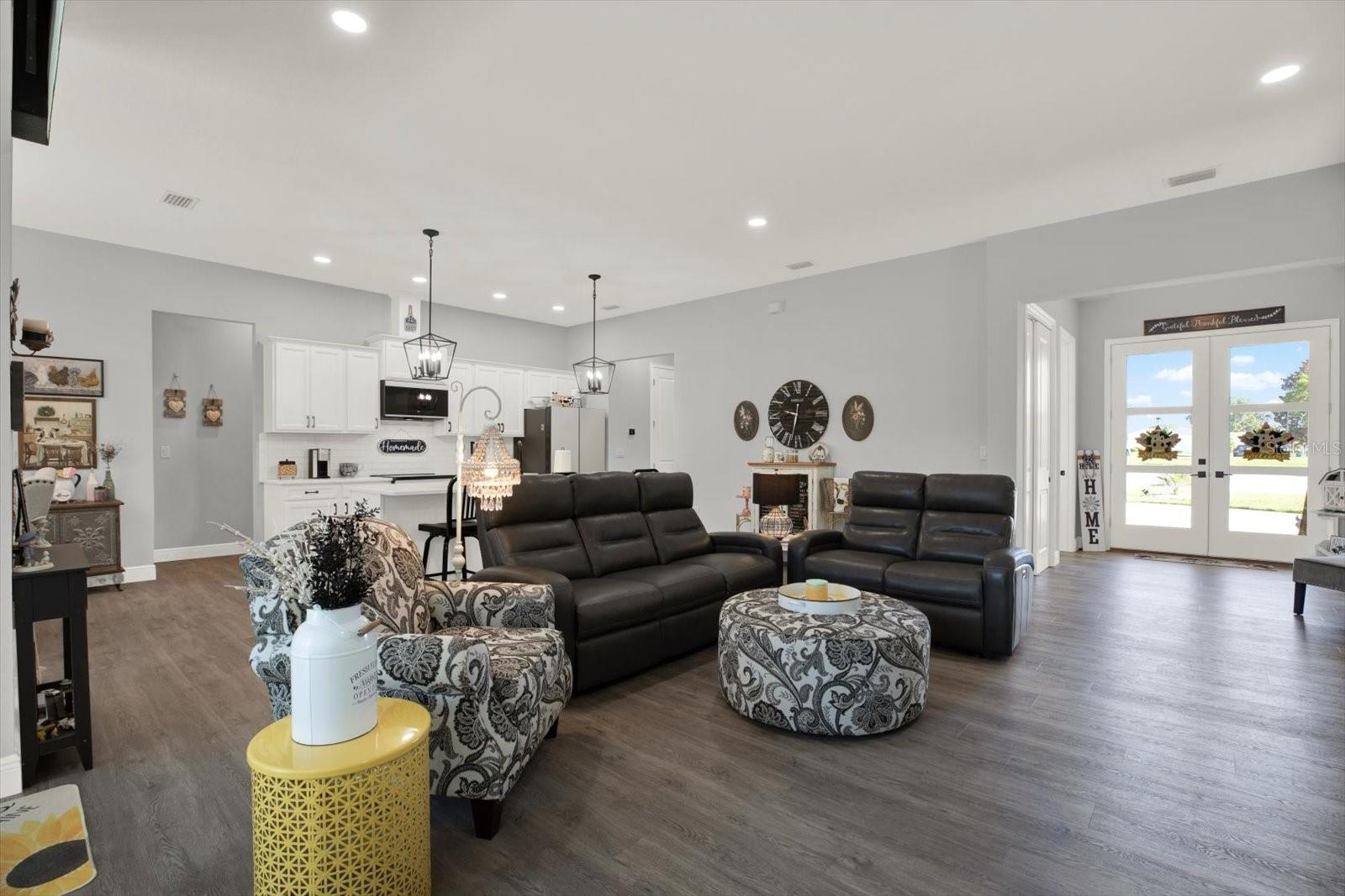 GLEN LAKES PH 1 - Residential