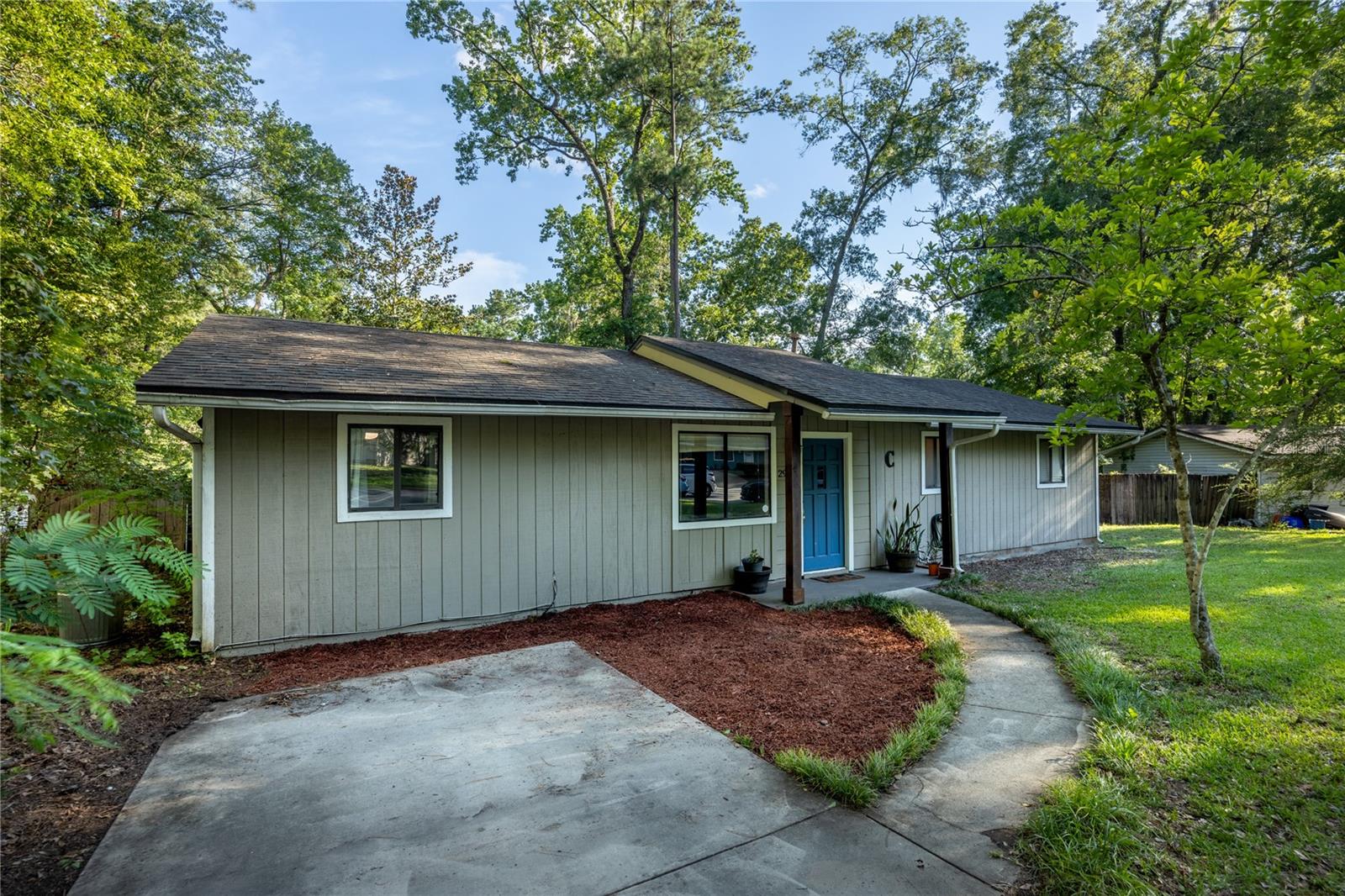 SPRINGTREE - Residential