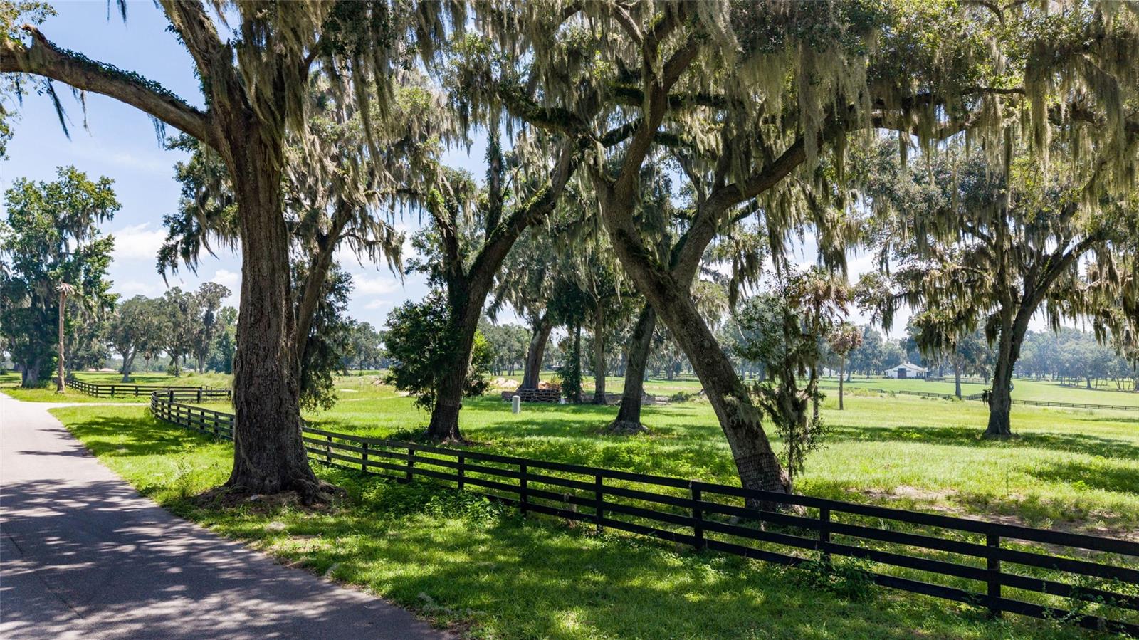 SPLIT PLAN FOR SILVERLEAF HILL - Land