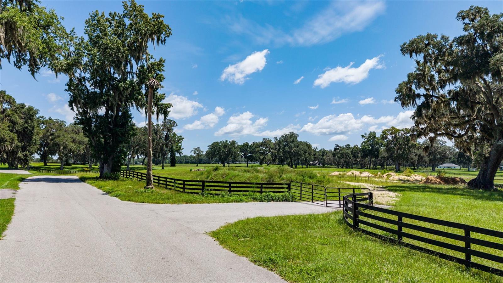 SPLIT PLAN FOR SILVERLEAF HILL - Land