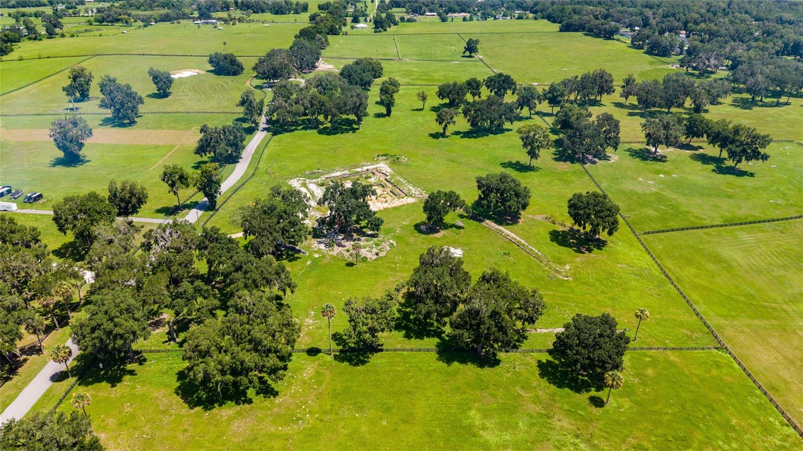 SPLIT PLAN FOR SILVERLEAF HILL - Land