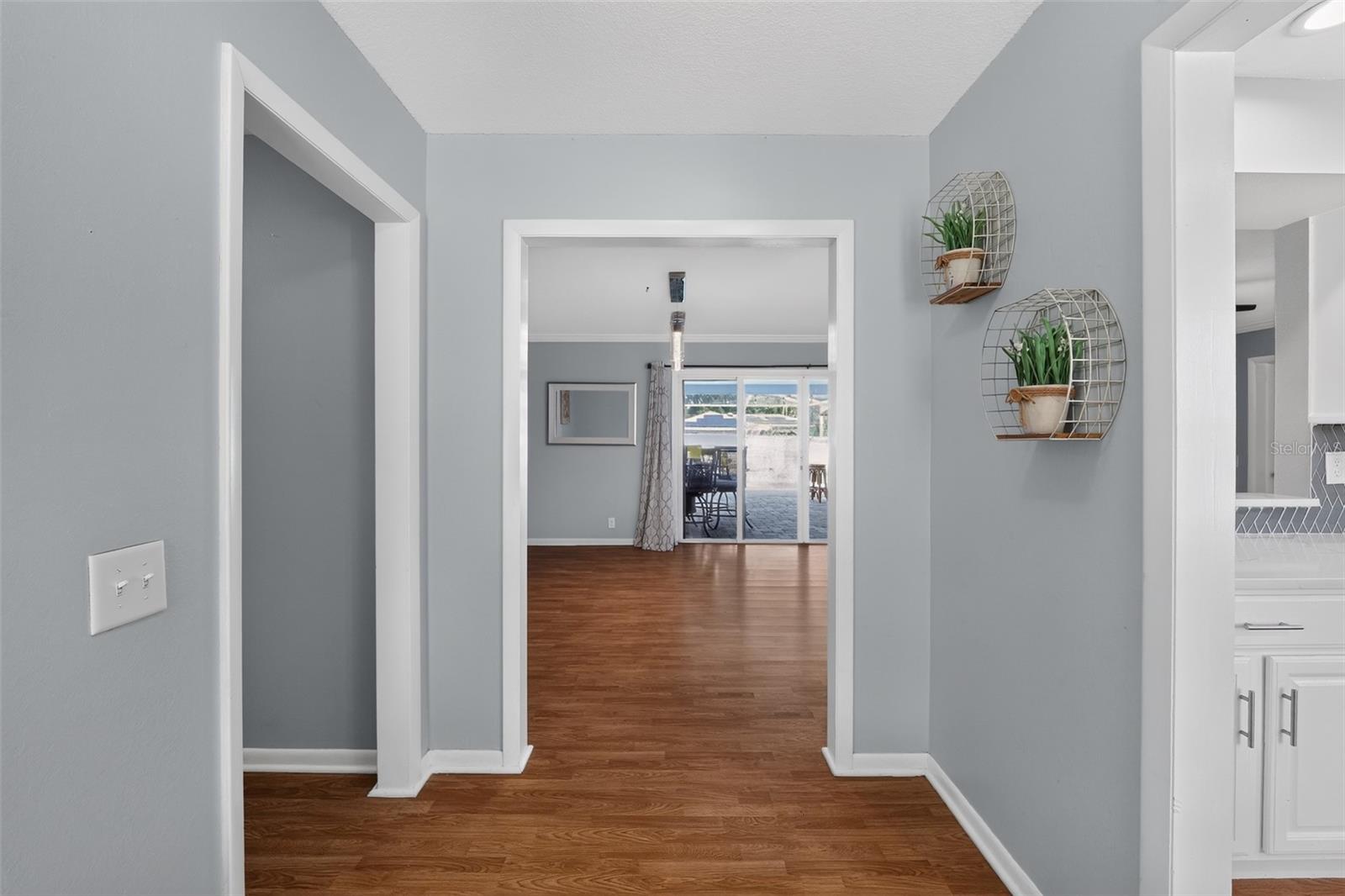 ELOISE WOODS EAST LAKE MARIAM UNIT - Residential