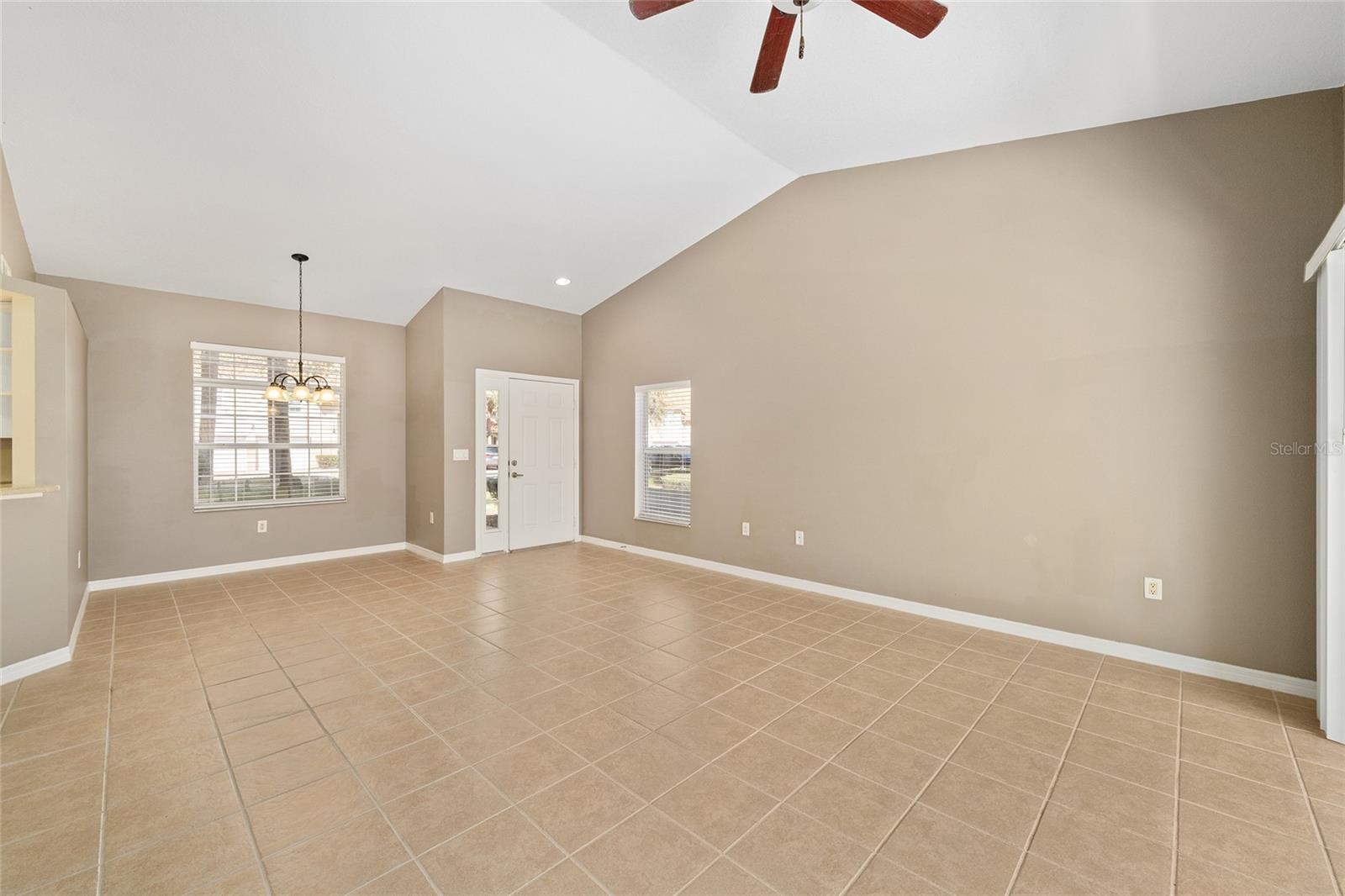 LAKESIDE LANDINGS - Residential