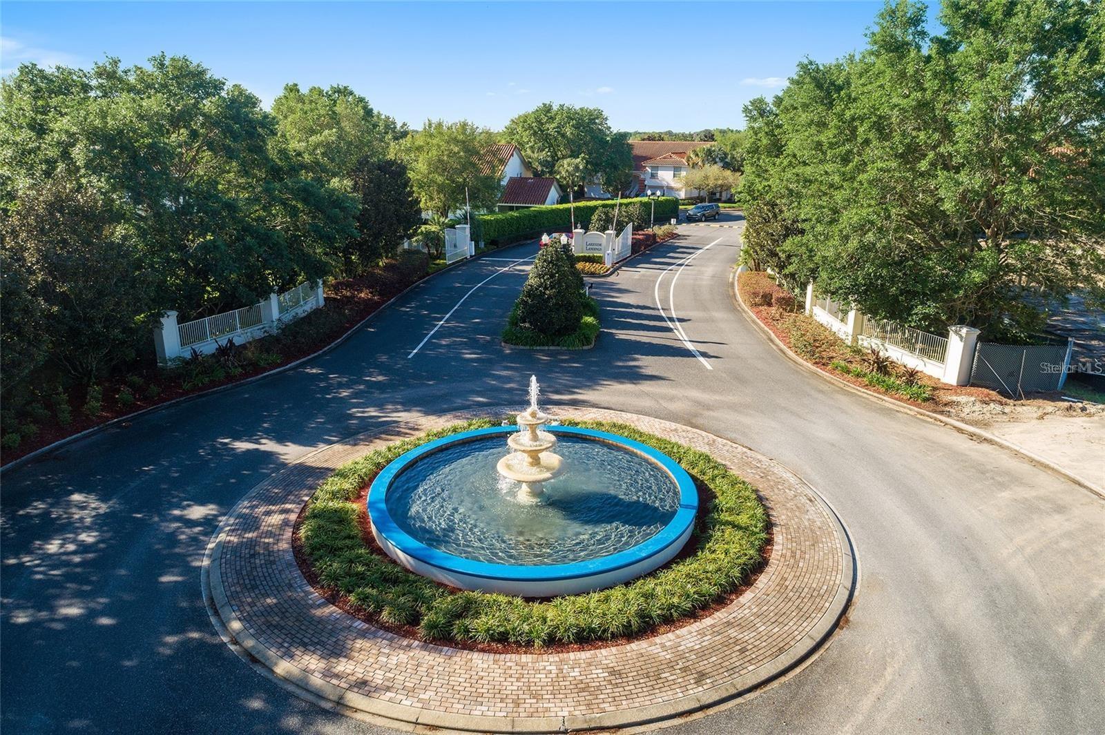 LAKESIDE LANDINGS - Residential