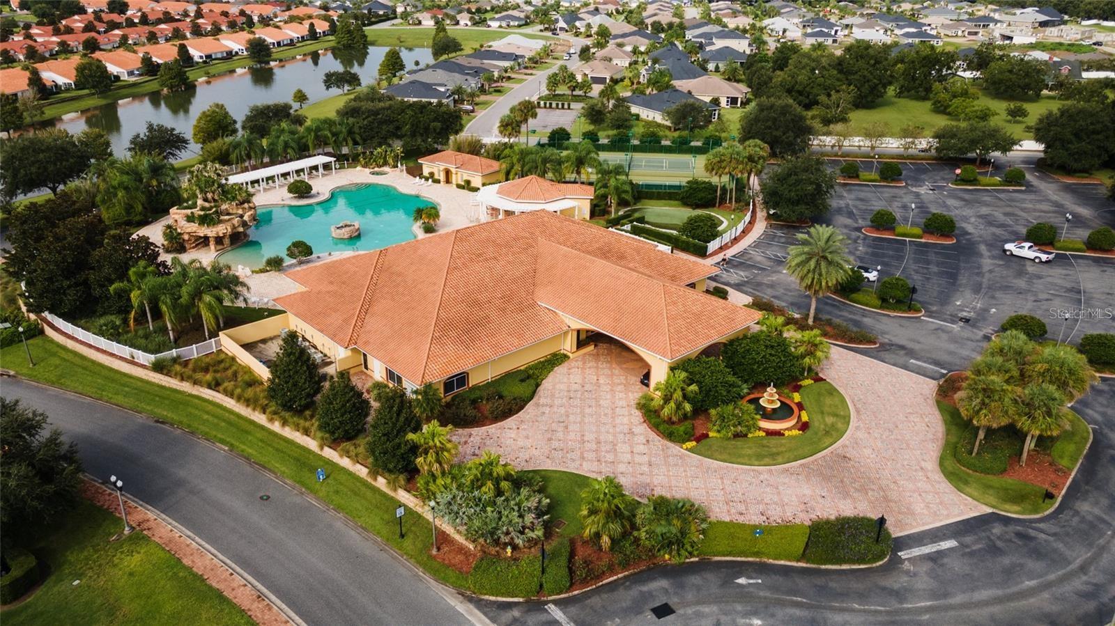 LAKESIDE LANDINGS - Residential