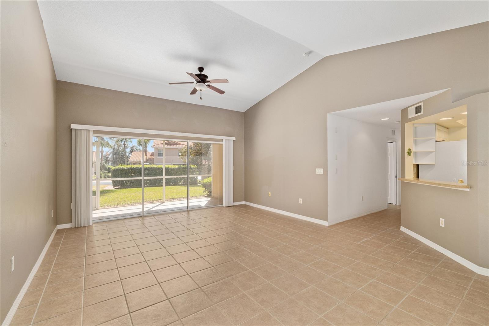 LAKESIDE LANDINGS - Residential