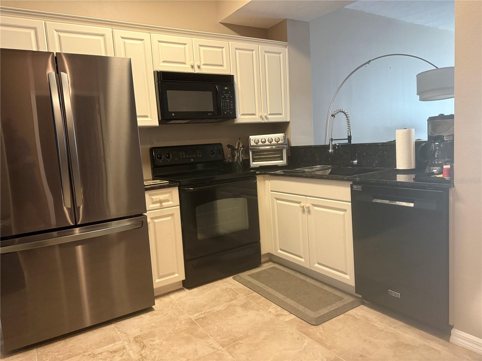 ACADEMY RESORT LODGE - Residential Lease