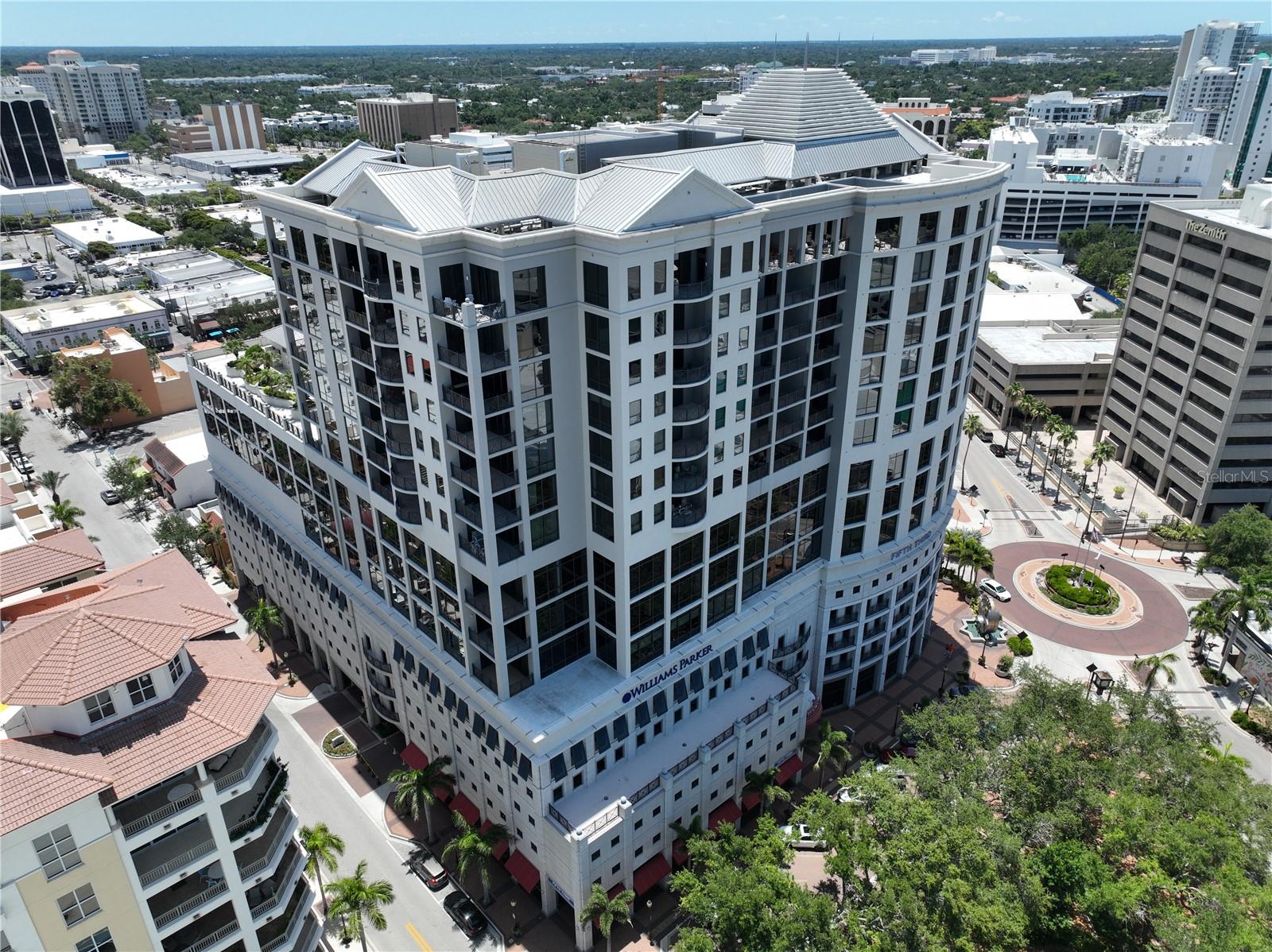 PLAZA AT 05 POINTS COMM PH 01 - Commercial Lease