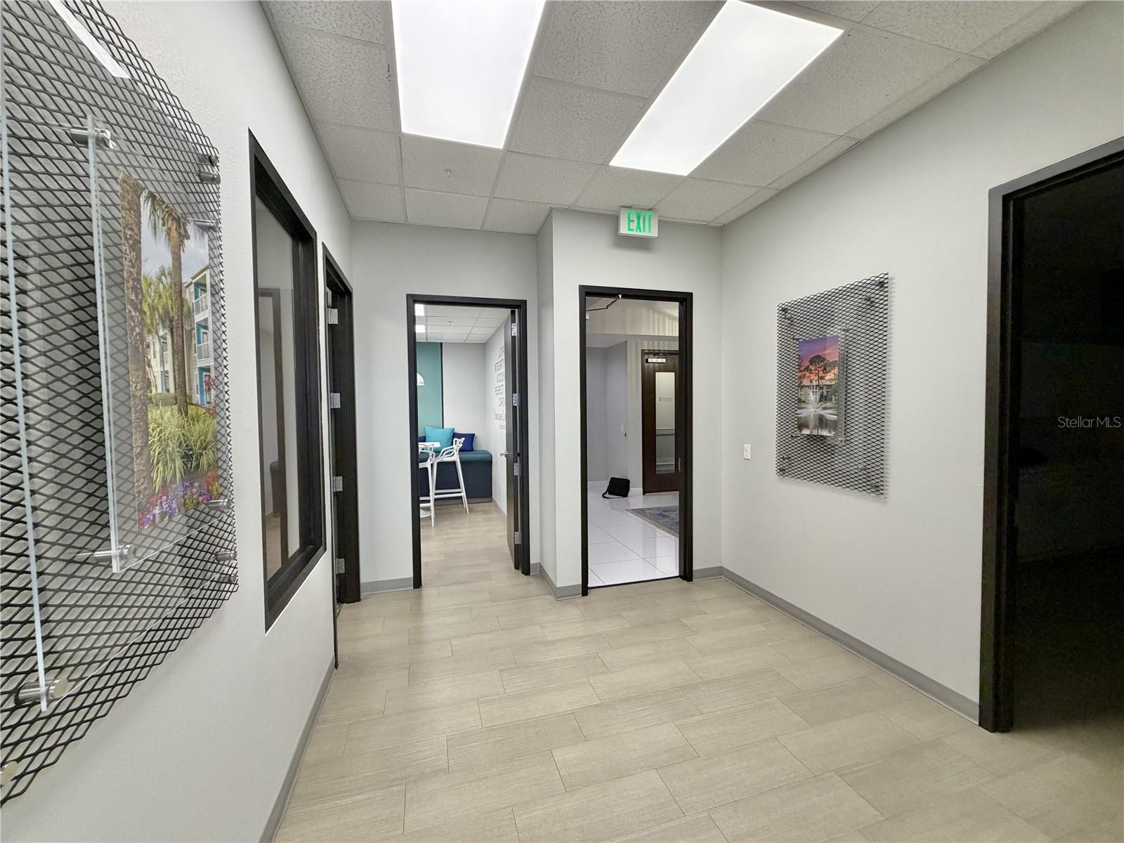 PLAZA AT 05 POINTS COMM PH 01 - Commercial Lease